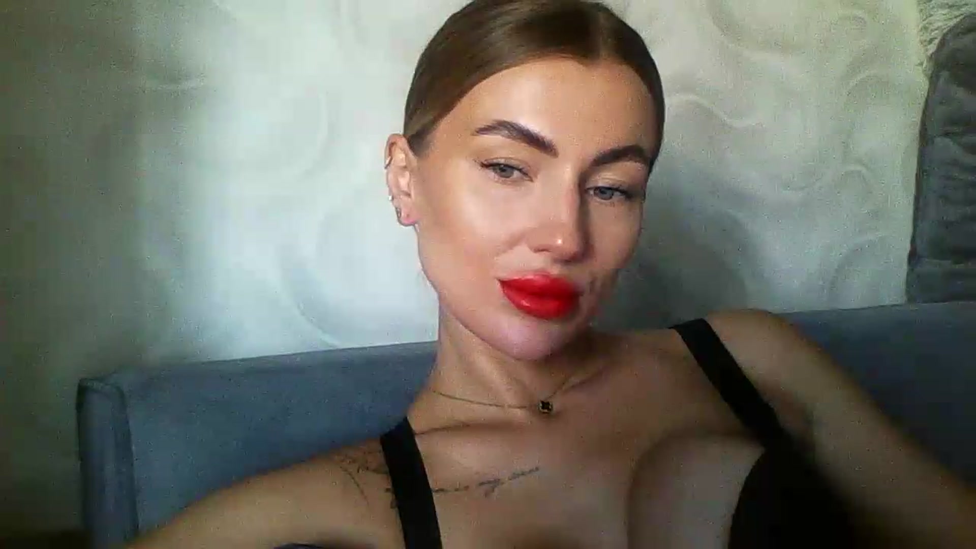 Gallery image thumbnail from NovaDahlia's myfreecams stream on, 08/18/2026, 07:18 image 19 of 20