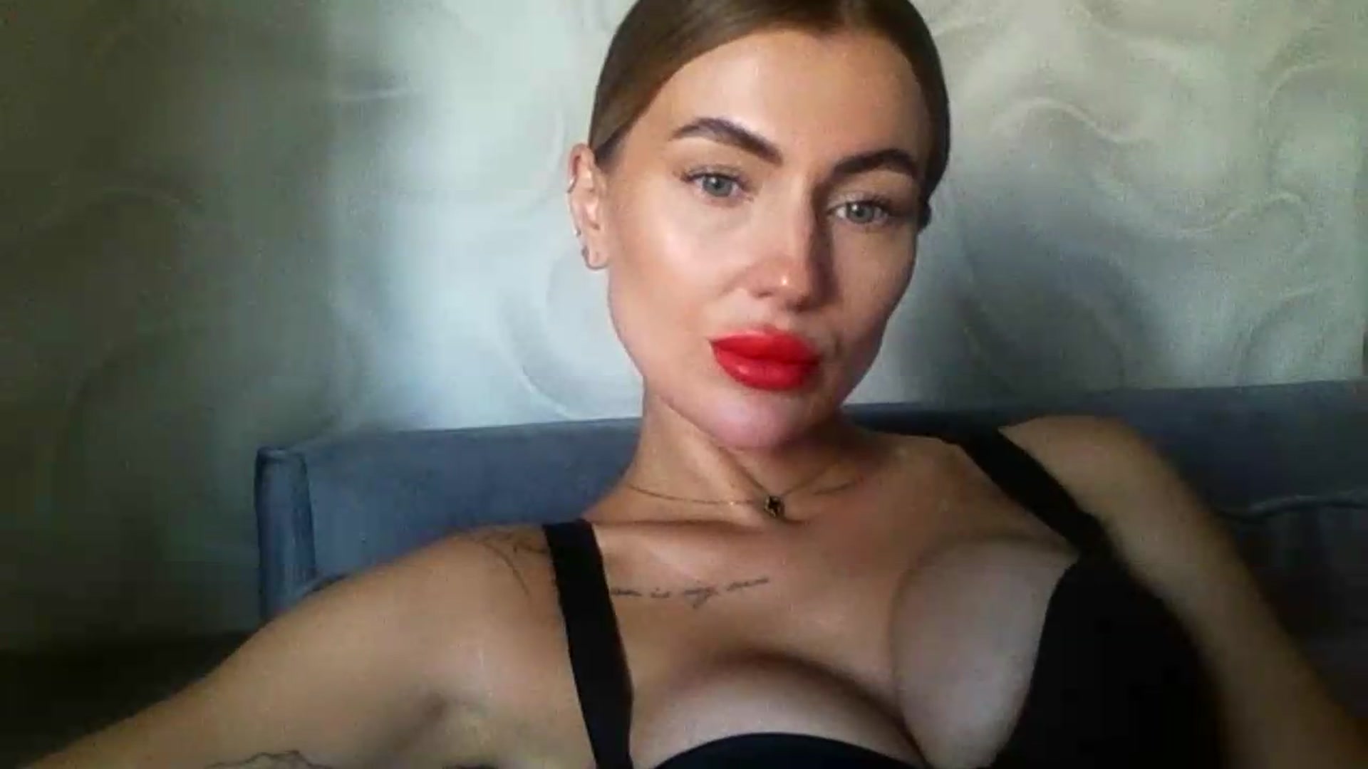 Gallery image thumbnail from NovaDahlia's myfreecams stream on, 08/18/2026, 08:00 image 9 of 20
