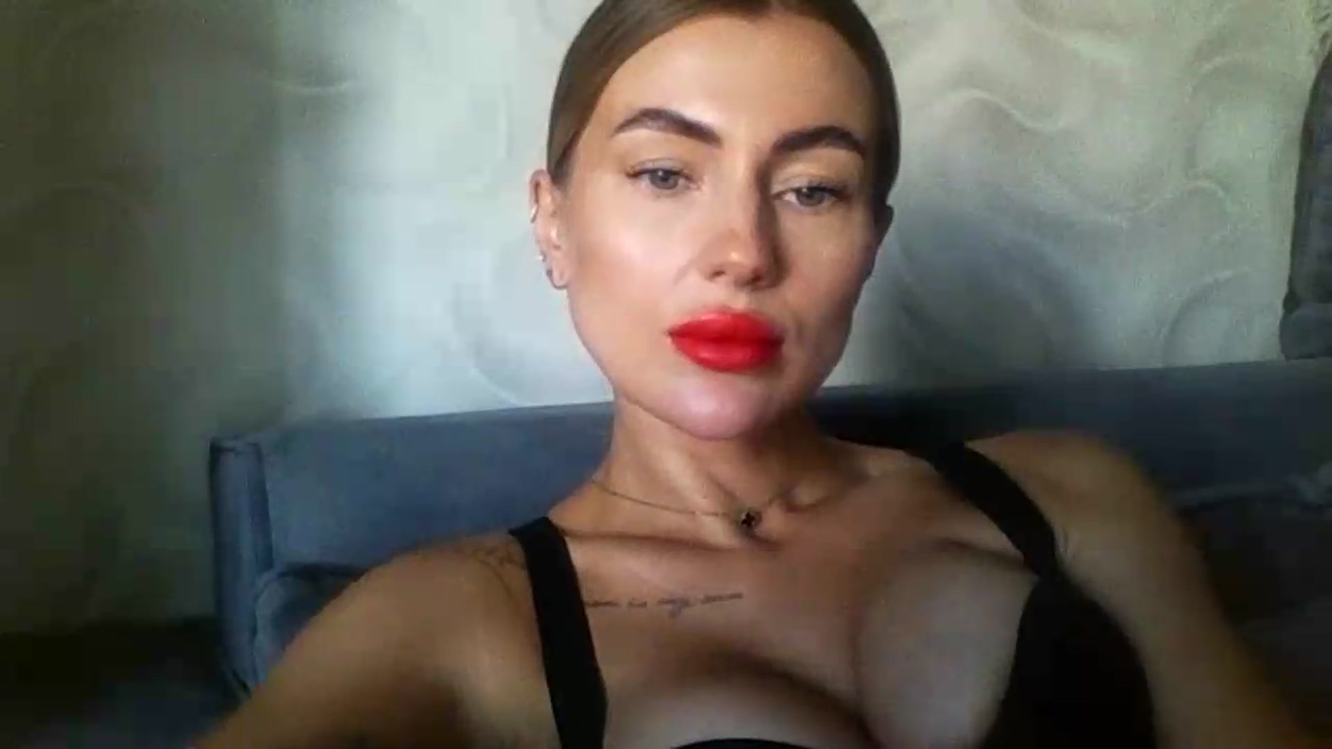 Gallery image thumbnail from NovaDahlia's myfreecams stream on, 08/18/2026, 08:00 image 17 of 20