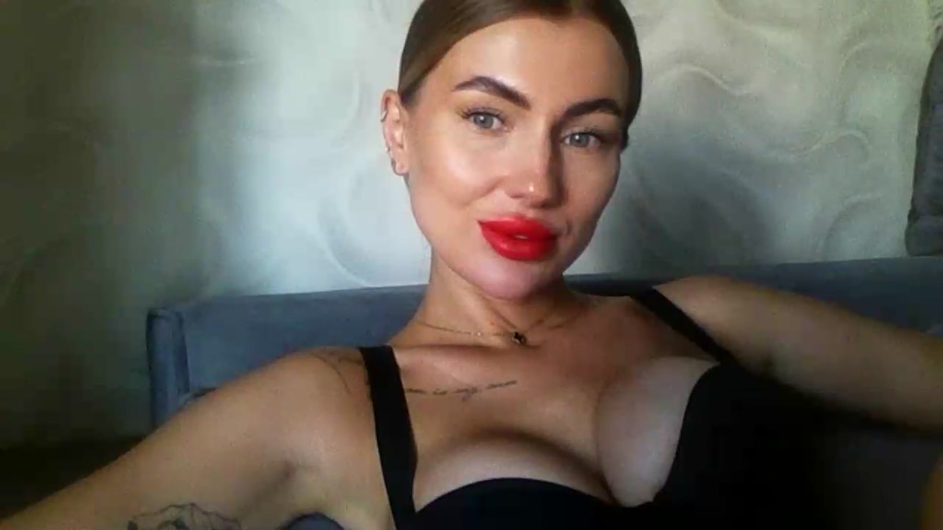 Gallery image thumbnail from NovaDahlia's myfreecams stream on, 08/18/2026, 08:00 image 6 of 20
