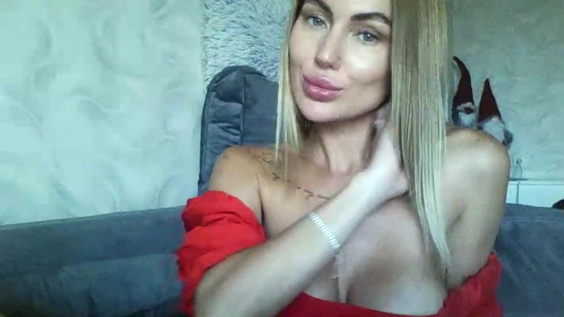Gallery image thumbnail from NovaDahlia's myfreecams stream on, 08/19/2026, 09:01 image 9 of 20