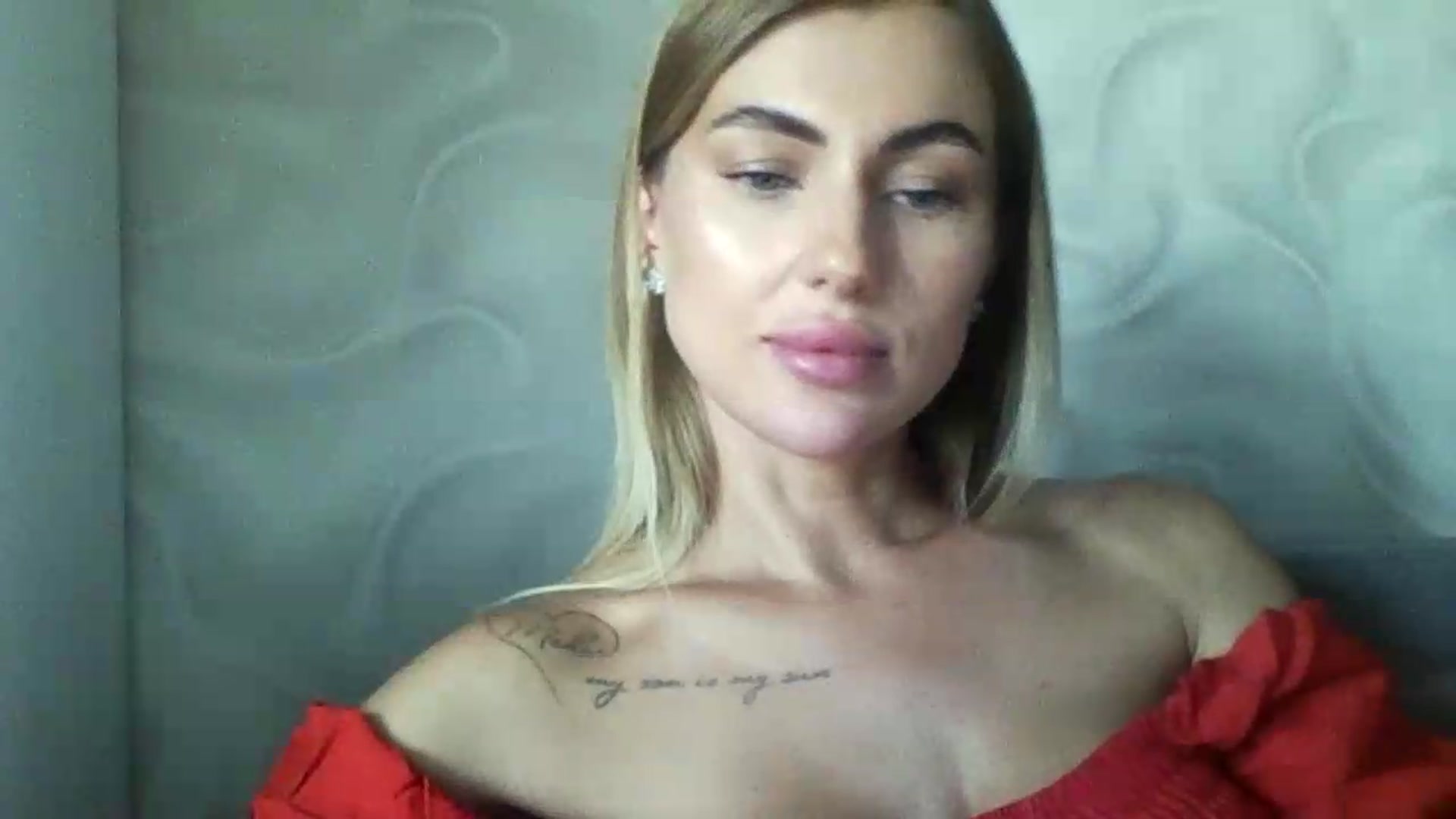 Gallery image thumbnail from NovaDahlia's myfreecams stream on, 08/19/2026, 09:31 image 4 of 20
