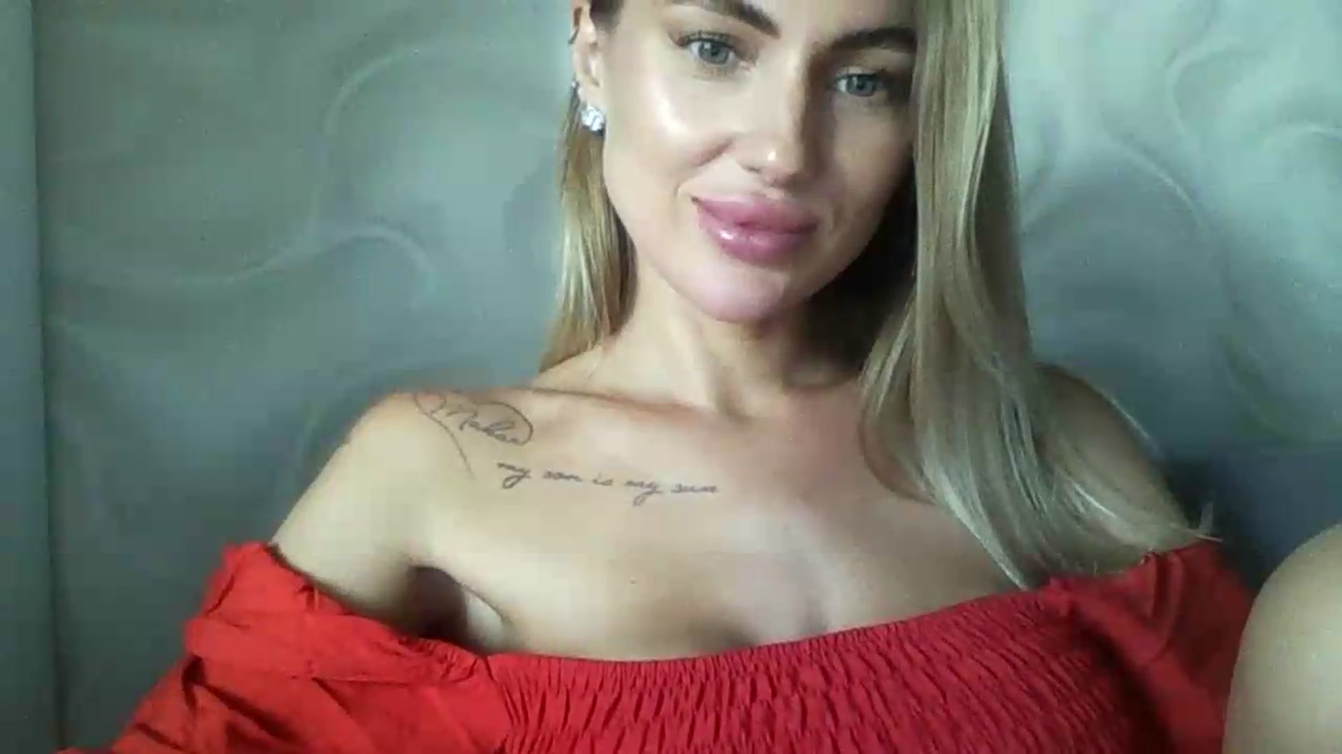 Gallery image thumbnail from NovaDahlia's myfreecams stream on, 08/19/2026, 09:31 image 17 of 20