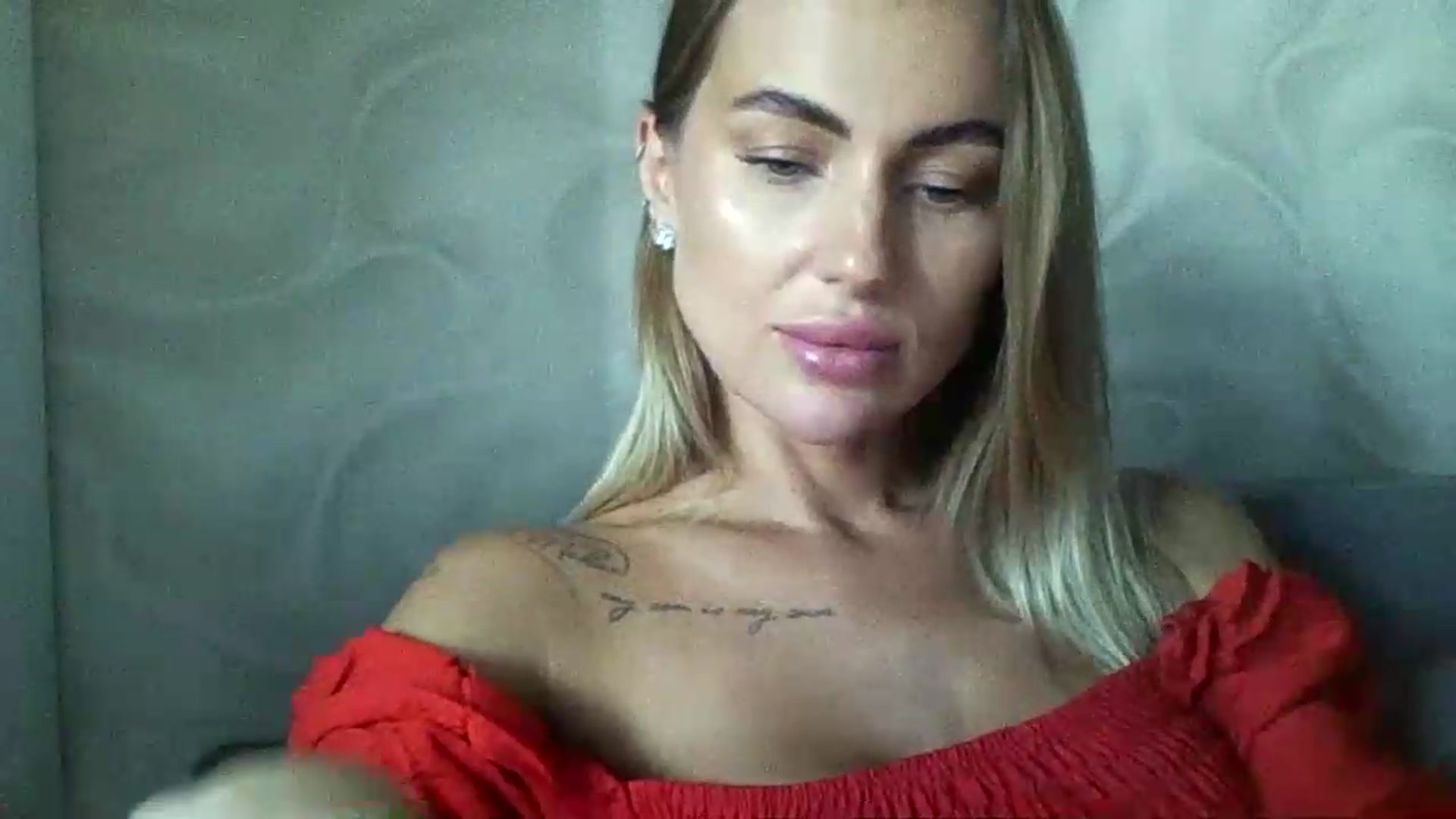 Gallery image thumbnail from NovaDahlia's myfreecams stream on, 08/19/2026, 09:31 image 19 of 20