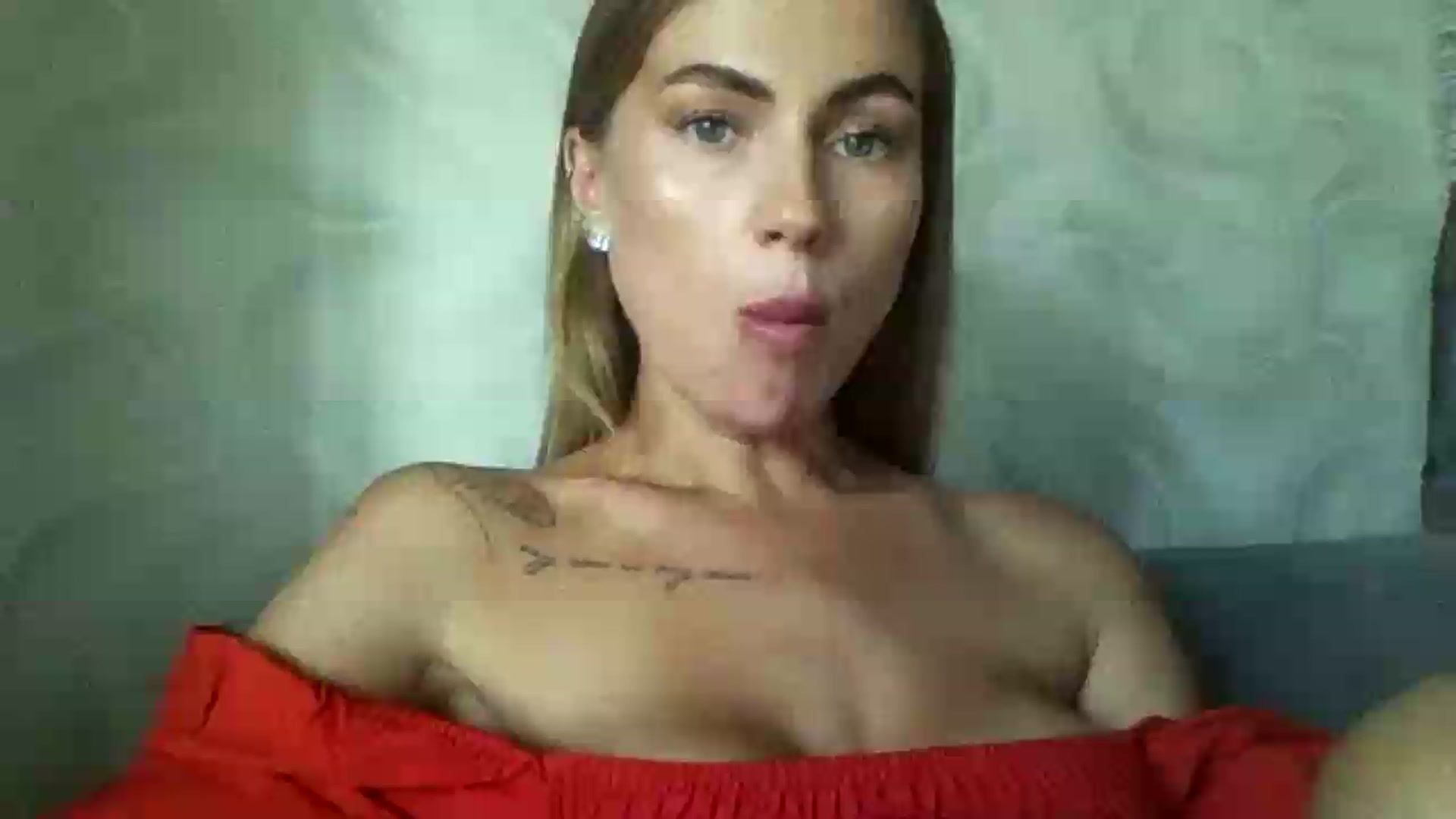 Gallery image thumbnail from NovaDahlia's myfreecams stream on, 08/19/2026, 10:25 image 1 of 20