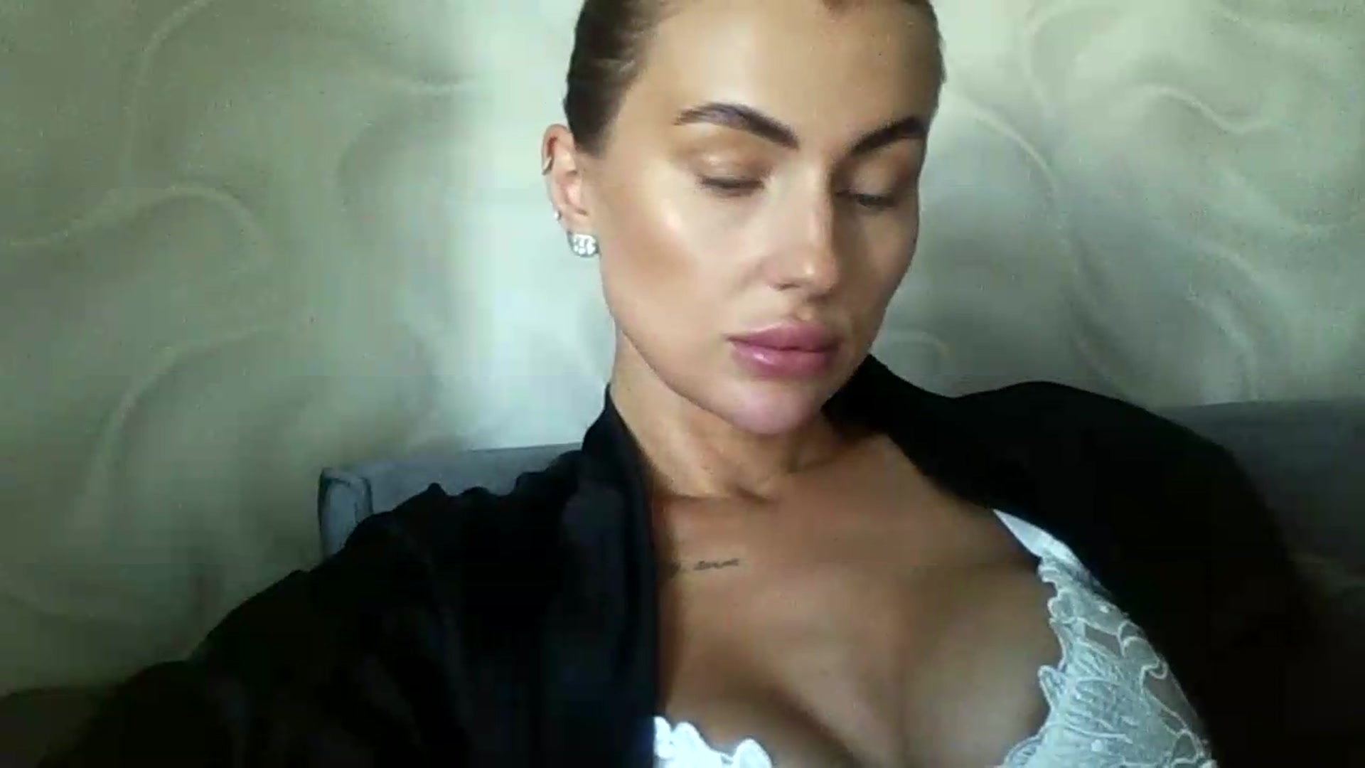 Gallery image thumbnail from NovaDahlia's myfreecams stream on, 08/20/2026, 07:58 image 8 of 20
