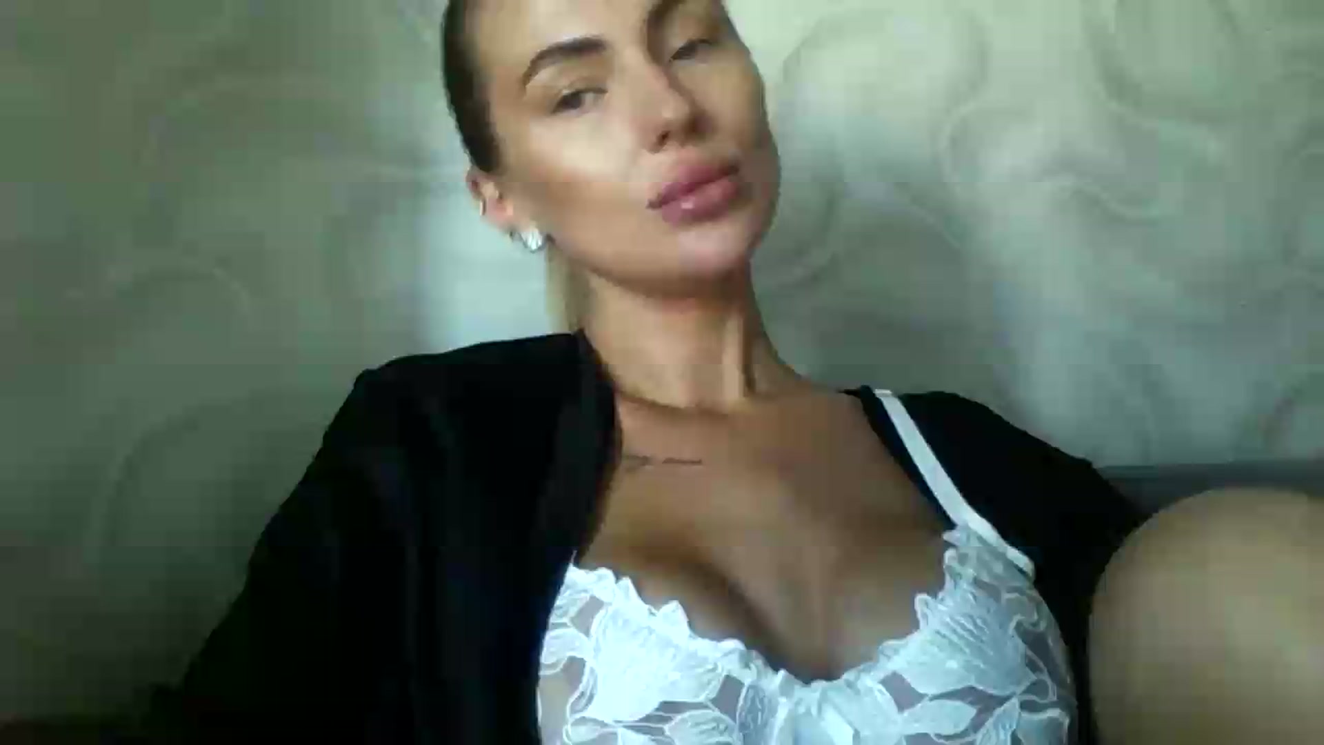 Gallery image thumbnail from NovaDahlia's myfreecams stream on, 08/20/2026, 09:01 image 6 of 20