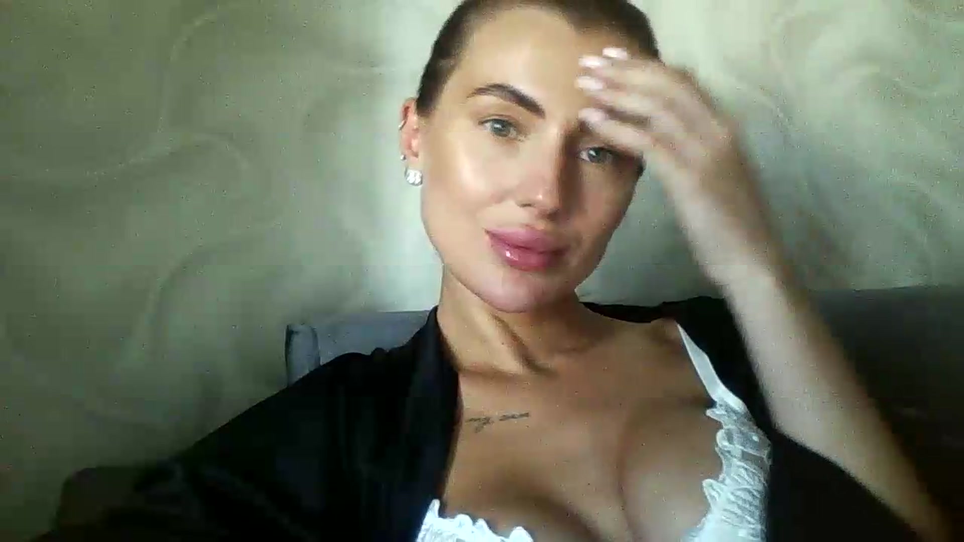 Gallery image thumbnail from NovaDahlia's myfreecams stream on, 08/20/2026, 09:01 image 15 of 20