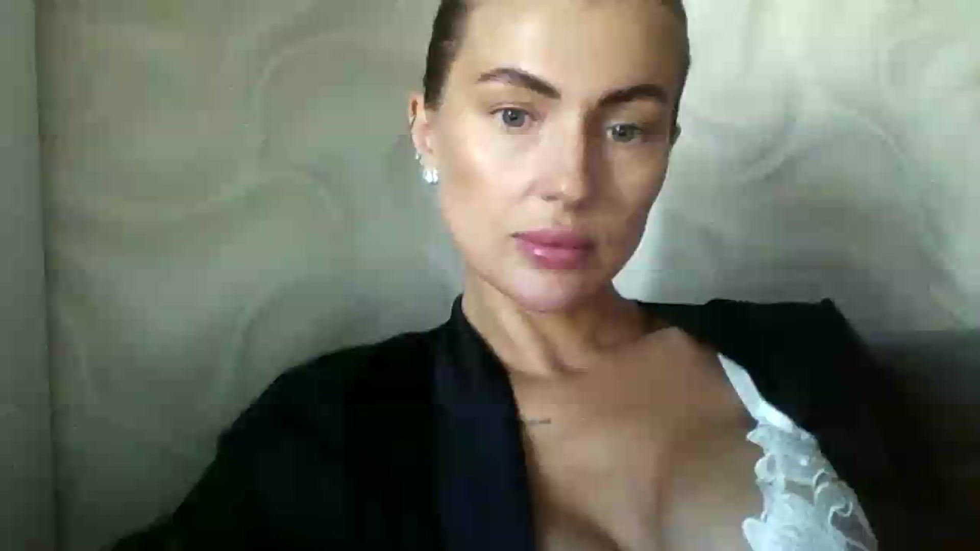 Gallery image thumbnail from NovaDahlia's myfreecams stream on, 08/20/2026, 09:01 image 1 of 20
