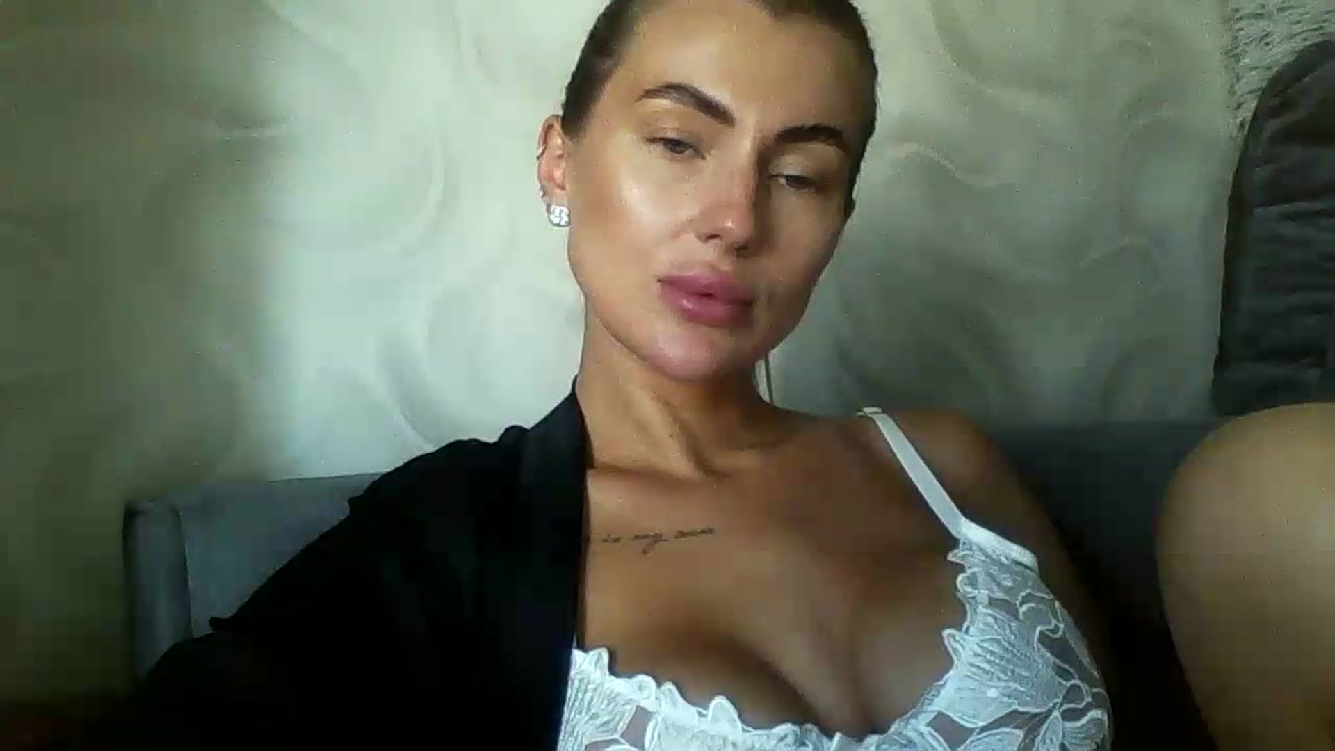 Gallery image thumbnail from NovaDahlia's myfreecams stream on, 08/20/2026, 09:01 image 19 of 20