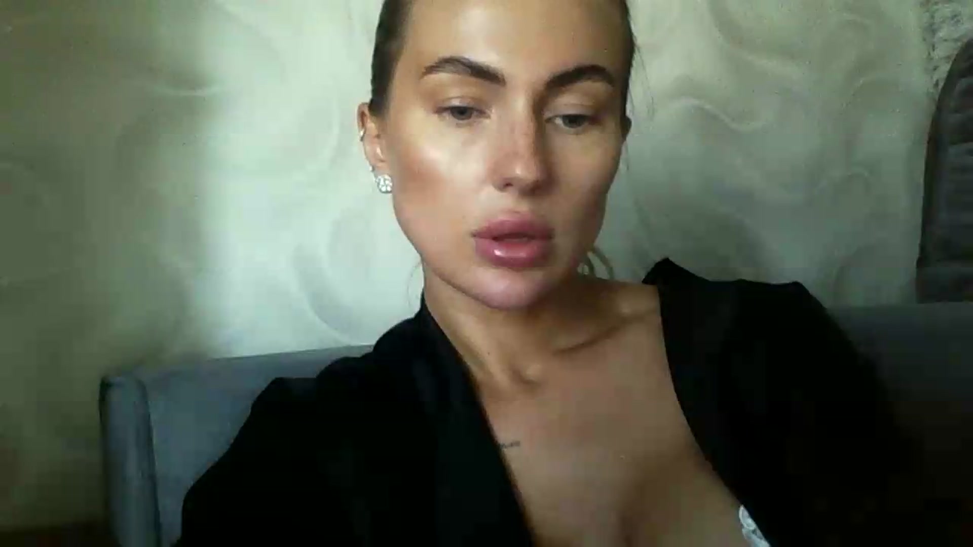 Gallery image thumbnail from NovaDahlia's myfreecams stream on, 08/20/2026, 10:59 image 9 of 20