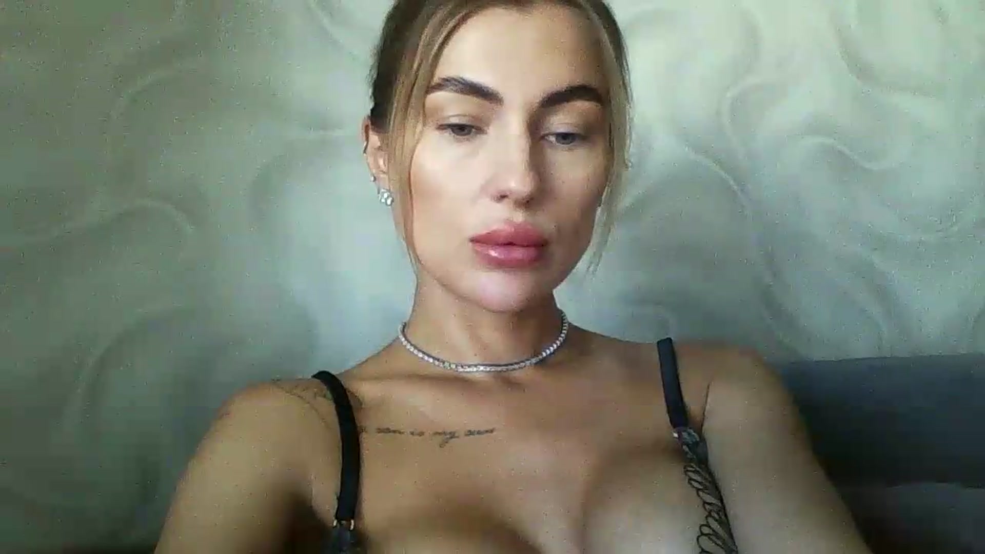 Gallery image thumbnail from NovaDahlia's myfreecams stream on, 08/21/2026, 07:20 image 20 of 20