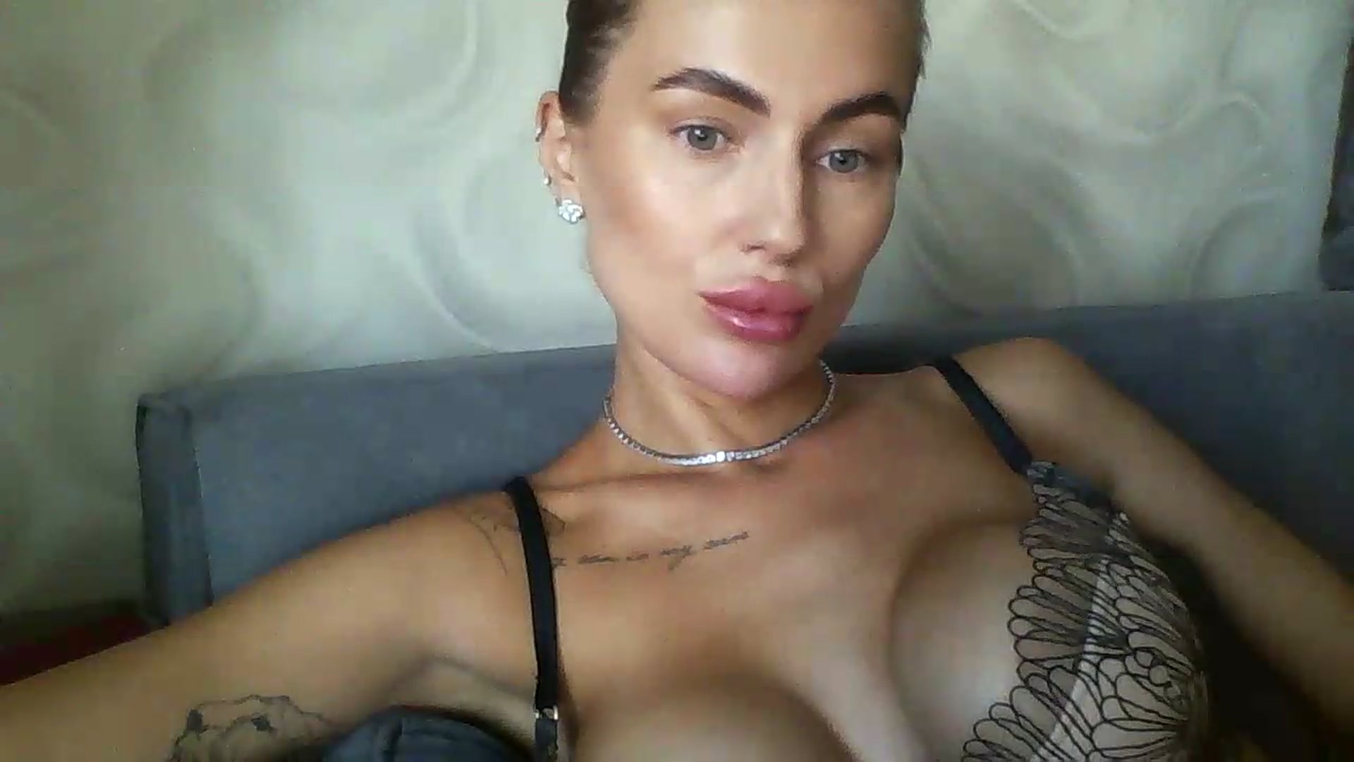 Gallery image thumbnail from NovaDahlia's myfreecams stream on, 08/21/2026, 10:09 image 12 of 20