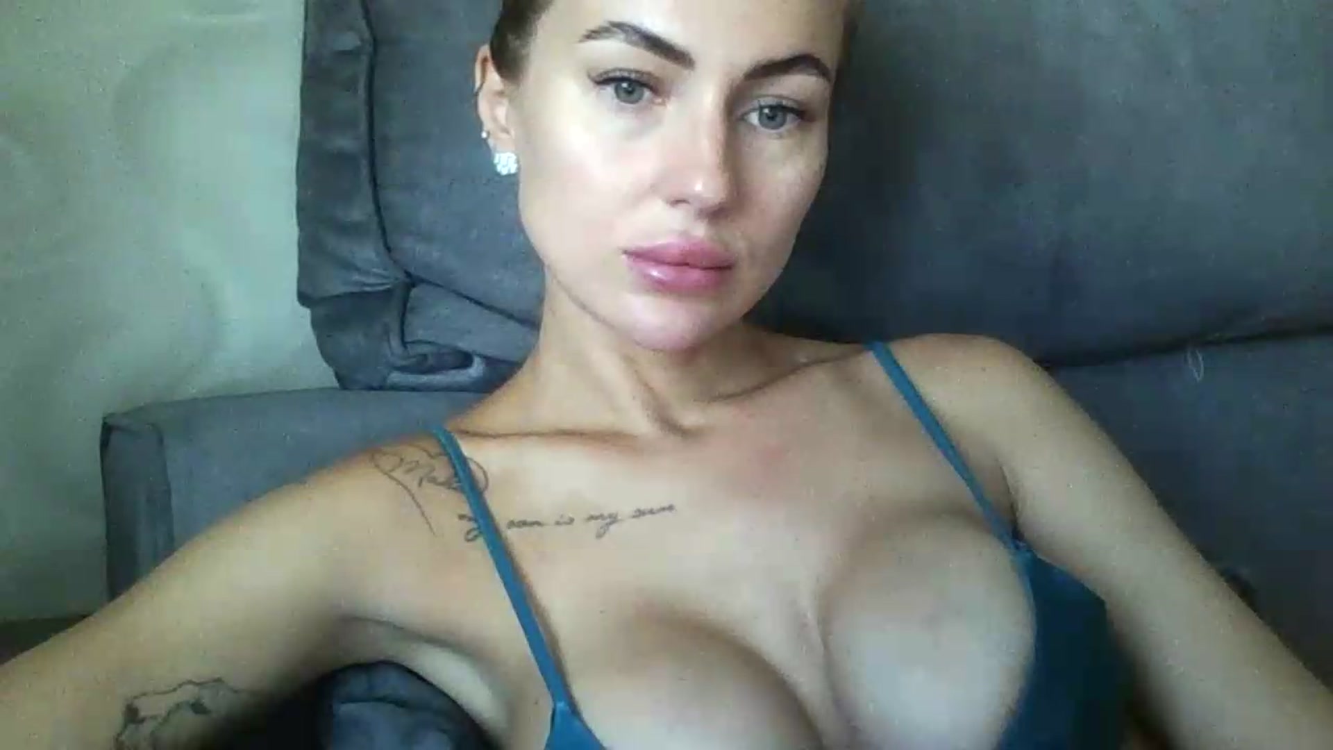 Gallery image thumbnail from NovaDahlia's myfreecams stream on, 08/23/2026, 06:40 image 2 of 20