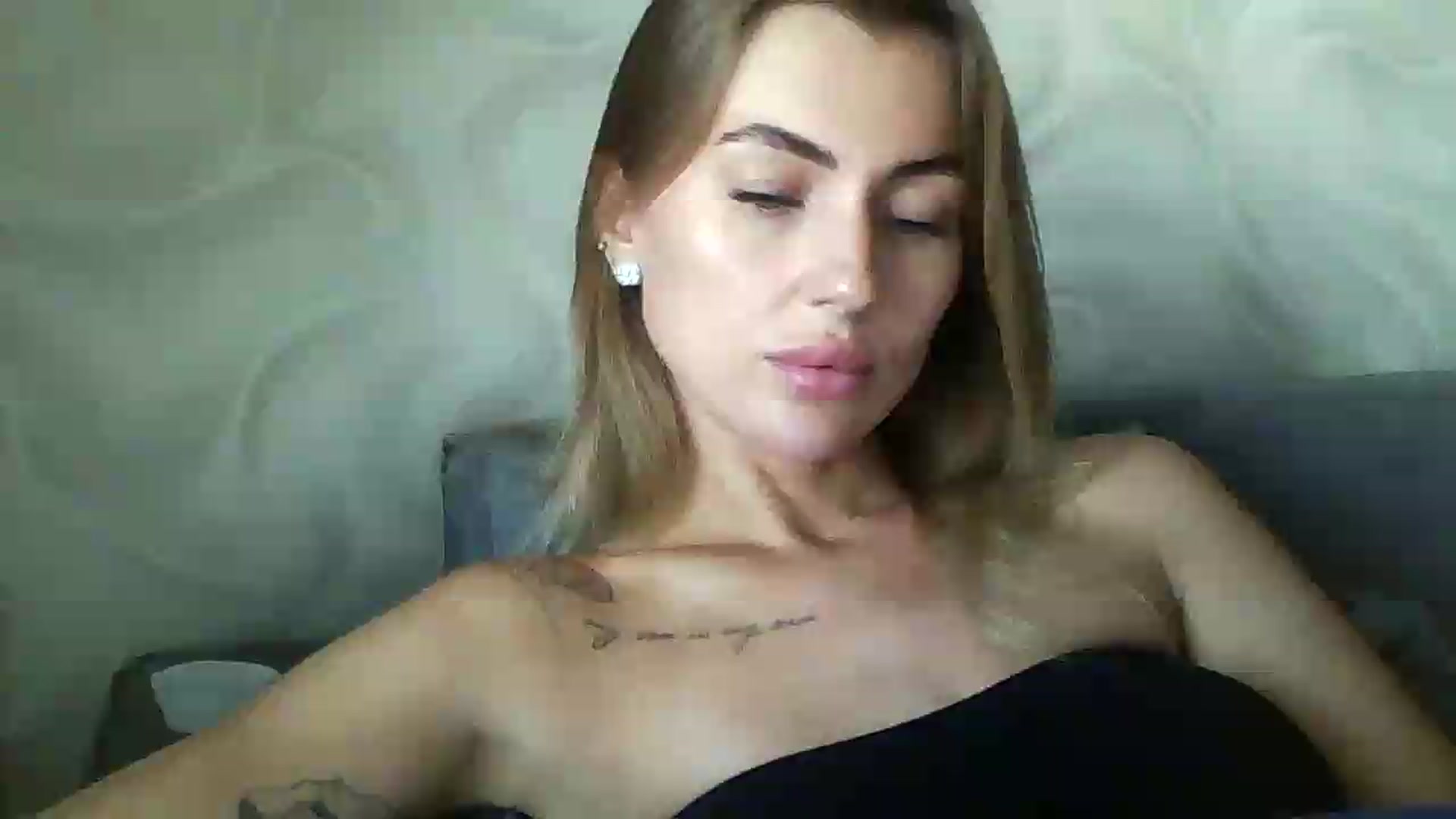 Gallery image thumbnail from NovaDahlia's myfreecams stream on, 08/23/2026, 09:20 image 8 of 20