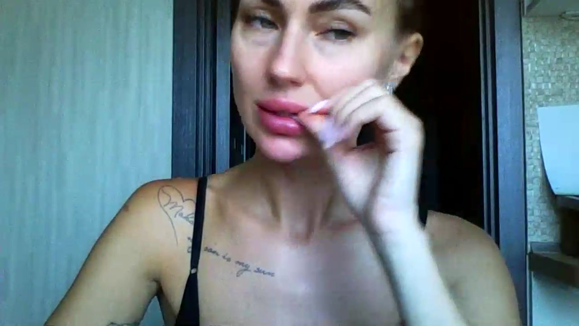 Gallery image thumbnail from NovaDahlia's myfreecams stream on, 08/27/2026, 09:01 image 2 of 20