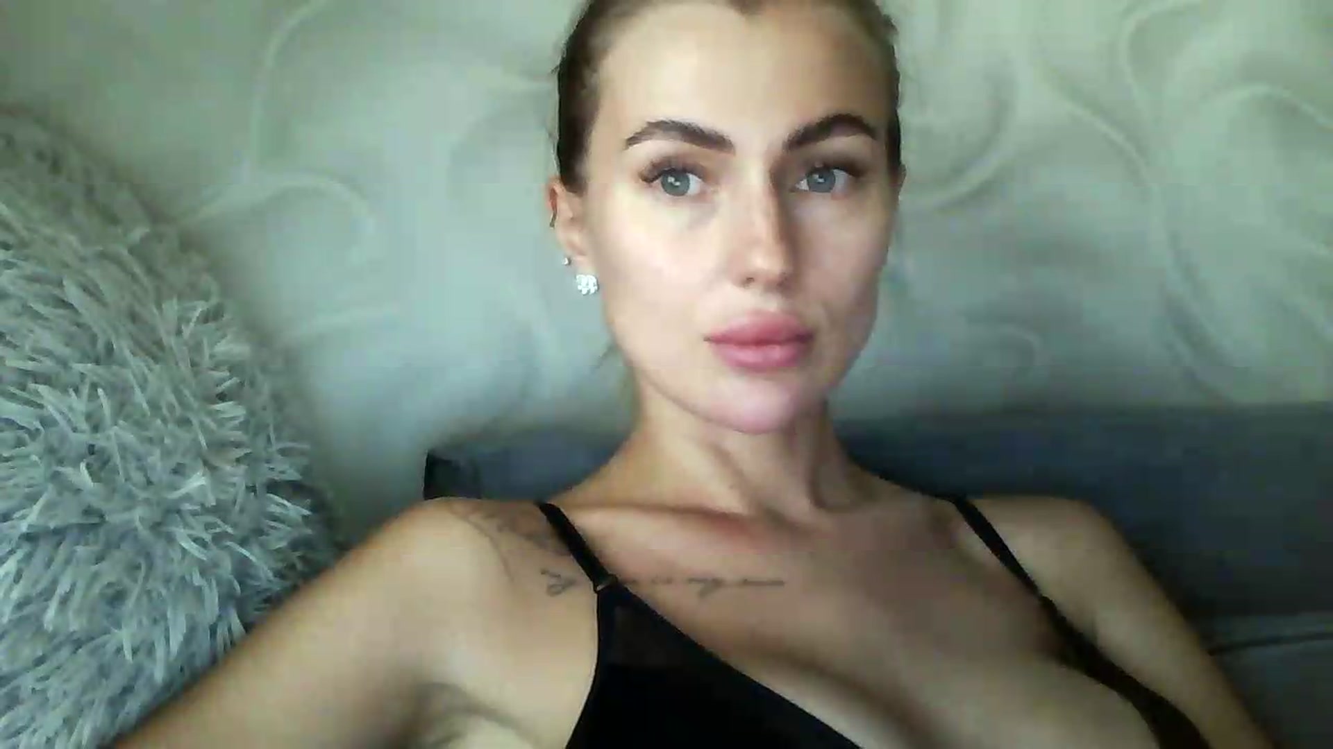 Gallery image thumbnail from NovaDahlia's myfreecams stream on, 08/27/2026, 10:48 image 3 of 20