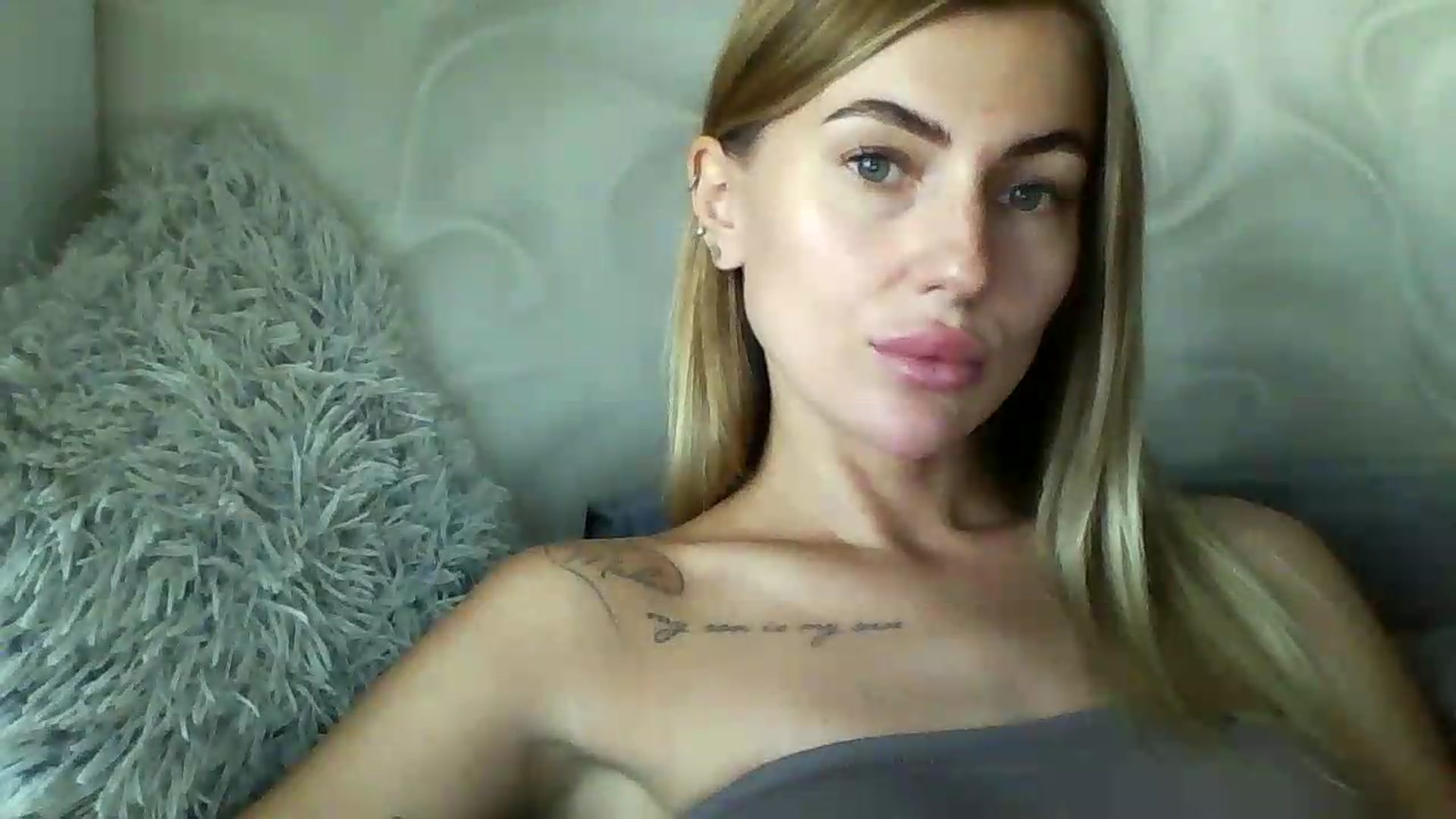 Gallery image thumbnail from NovaDahlia's myfreecams stream on, 08/29/2026, 08:18 image 8 of 20