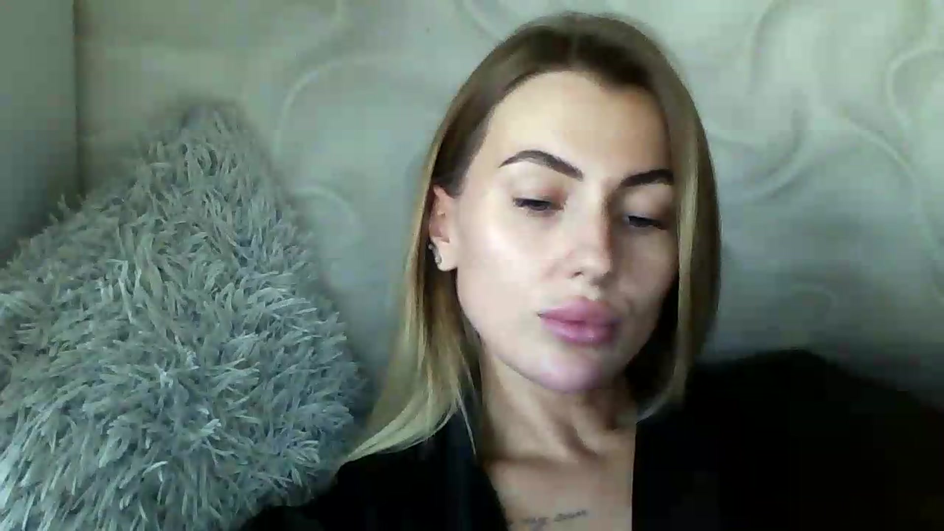 Gallery image thumbnail from NovaDahlia's myfreecams stream on, 08/29/2026, 10:39 image 16 of 20