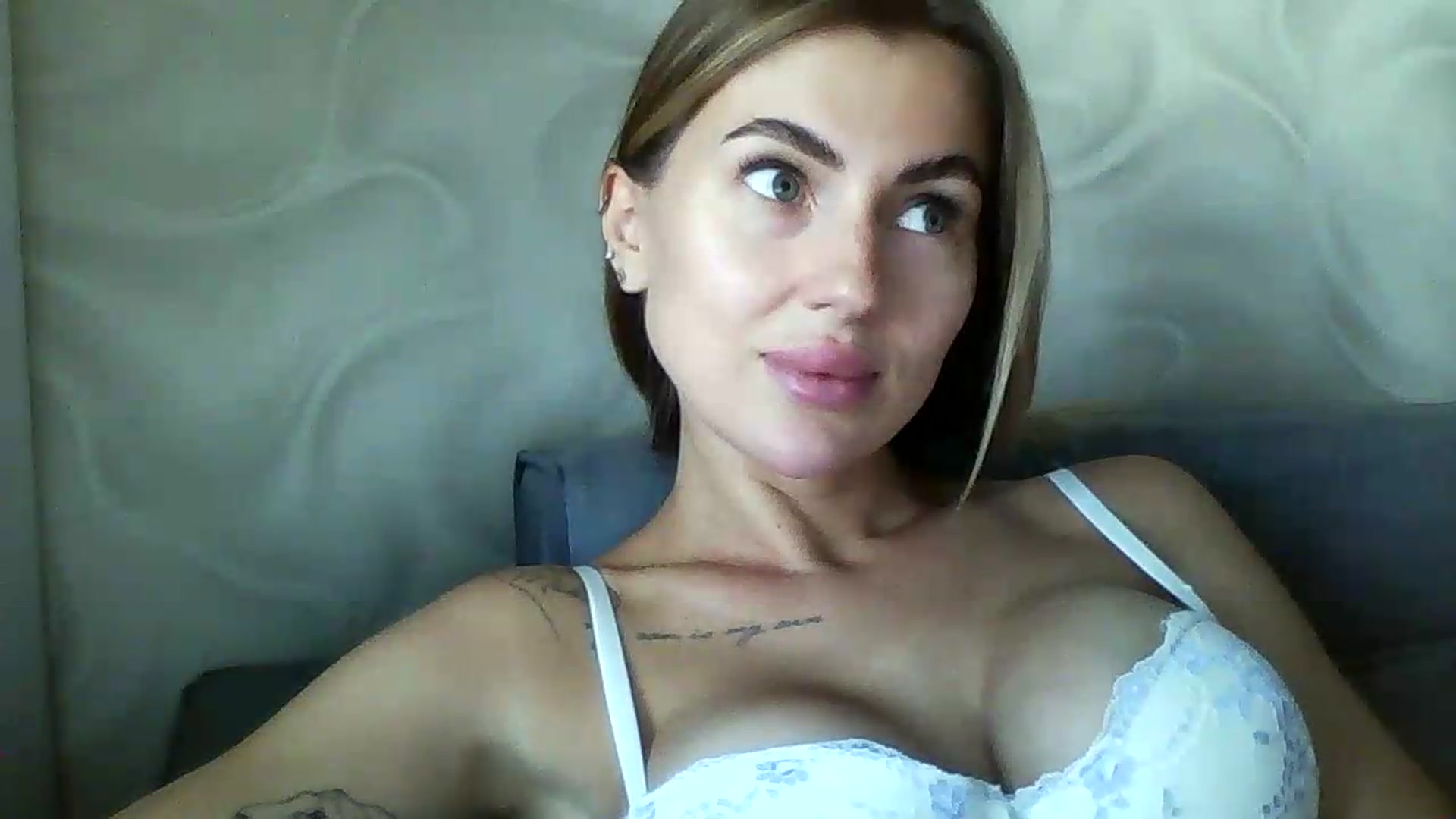 Gallery image thumbnail from NovaDahlia's myfreecams stream on, 08/31/2026, 08:03 image 17 of 20