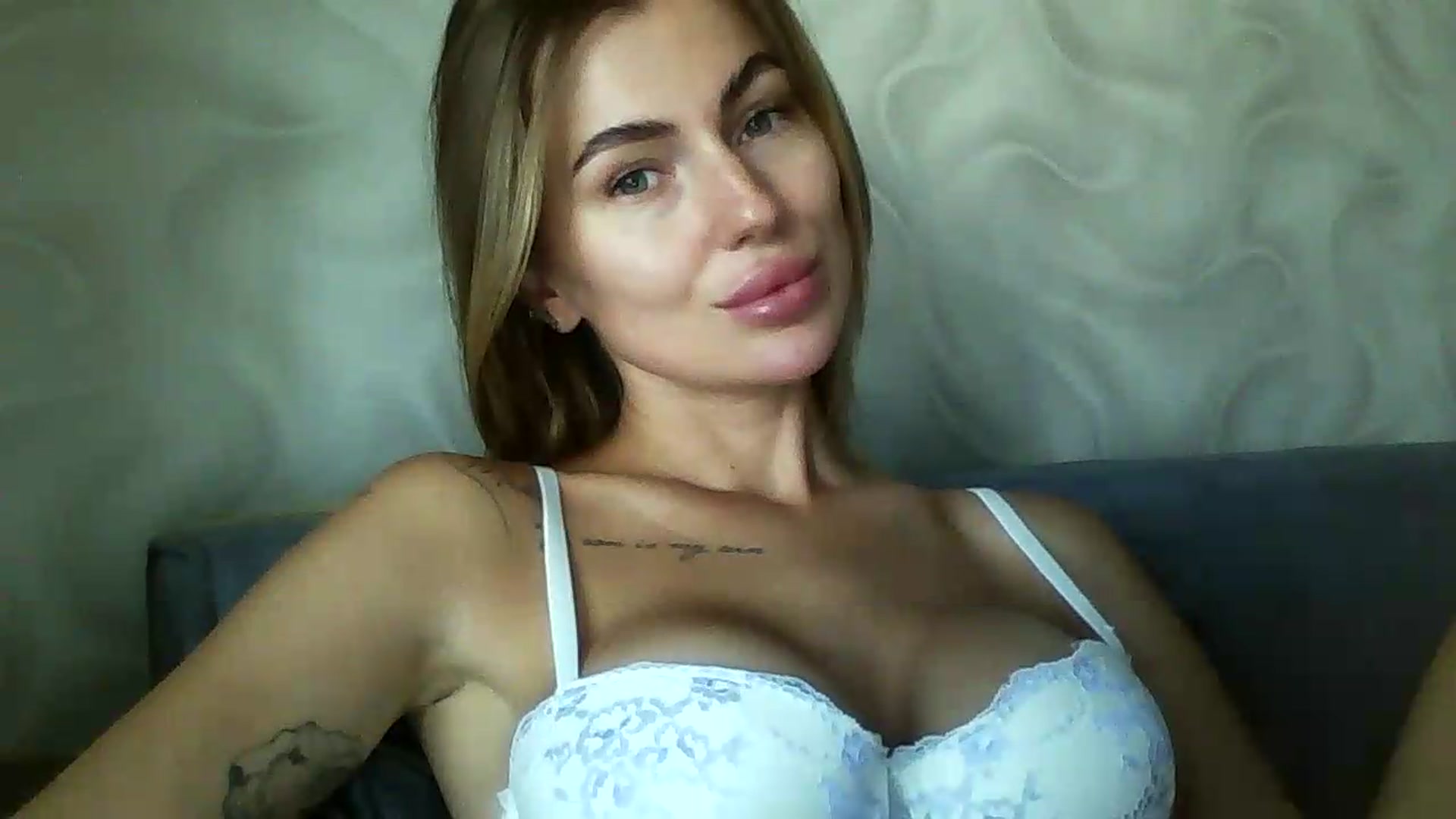 Gallery image thumbnail from NovaDahlia's myfreecams stream on, 08/31/2026, 09:04 image 17 of 20