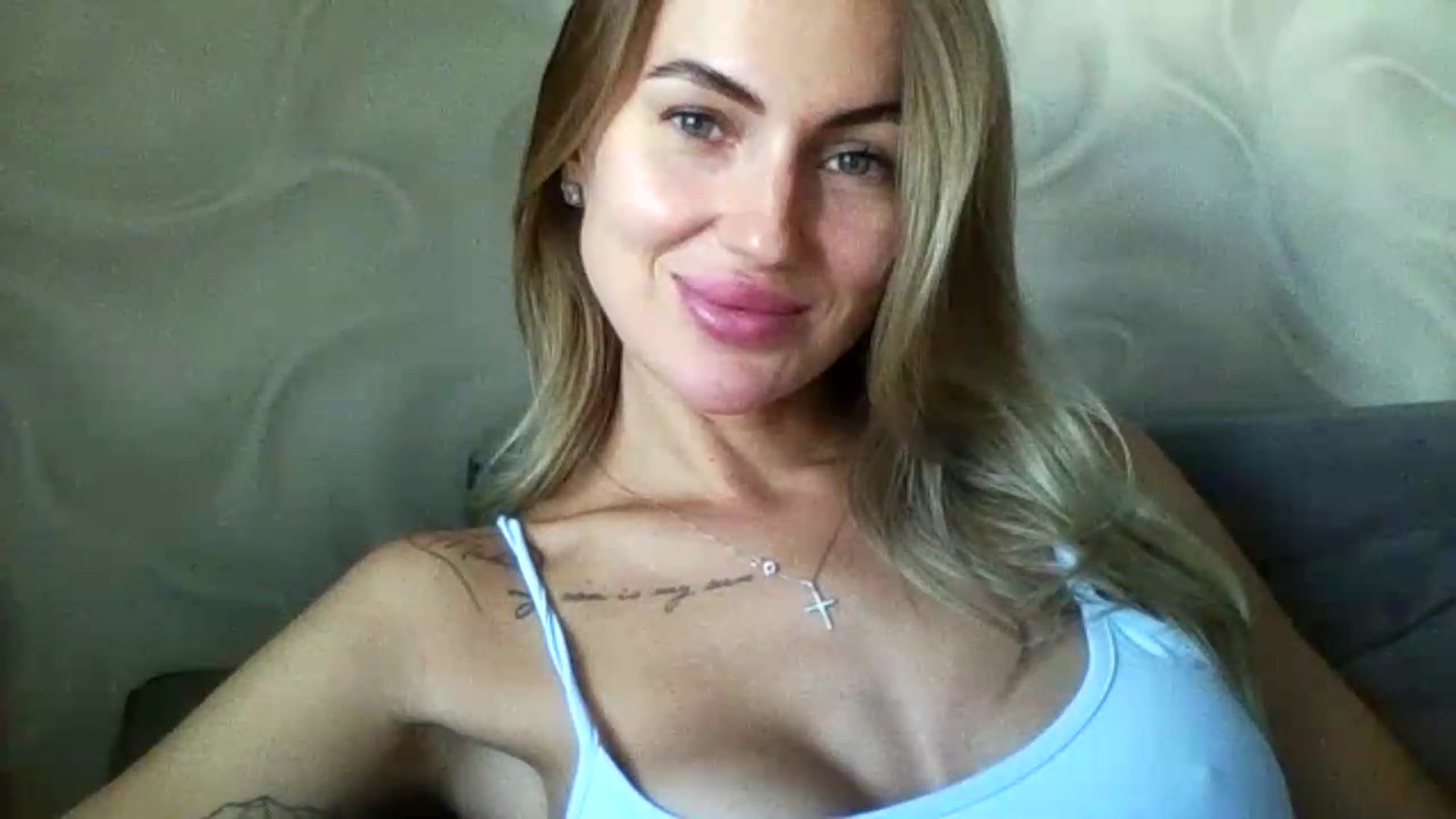 Gallery image thumbnail from NovaDahlia's myfreecams stream on, 09/04/2026, 07:22 image 14 of 20