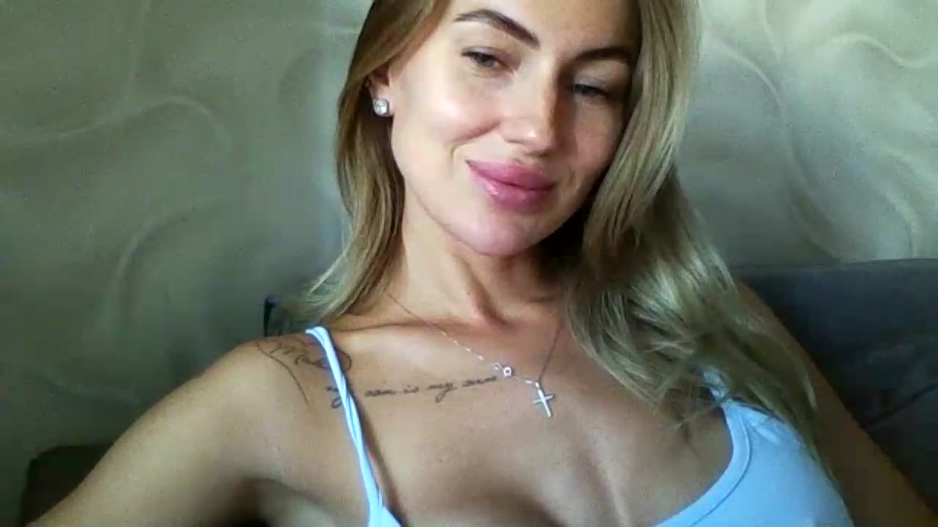 Gallery image thumbnail from NovaDahlia's myfreecams stream on, 09/04/2026, 07:22 image 13 of 20