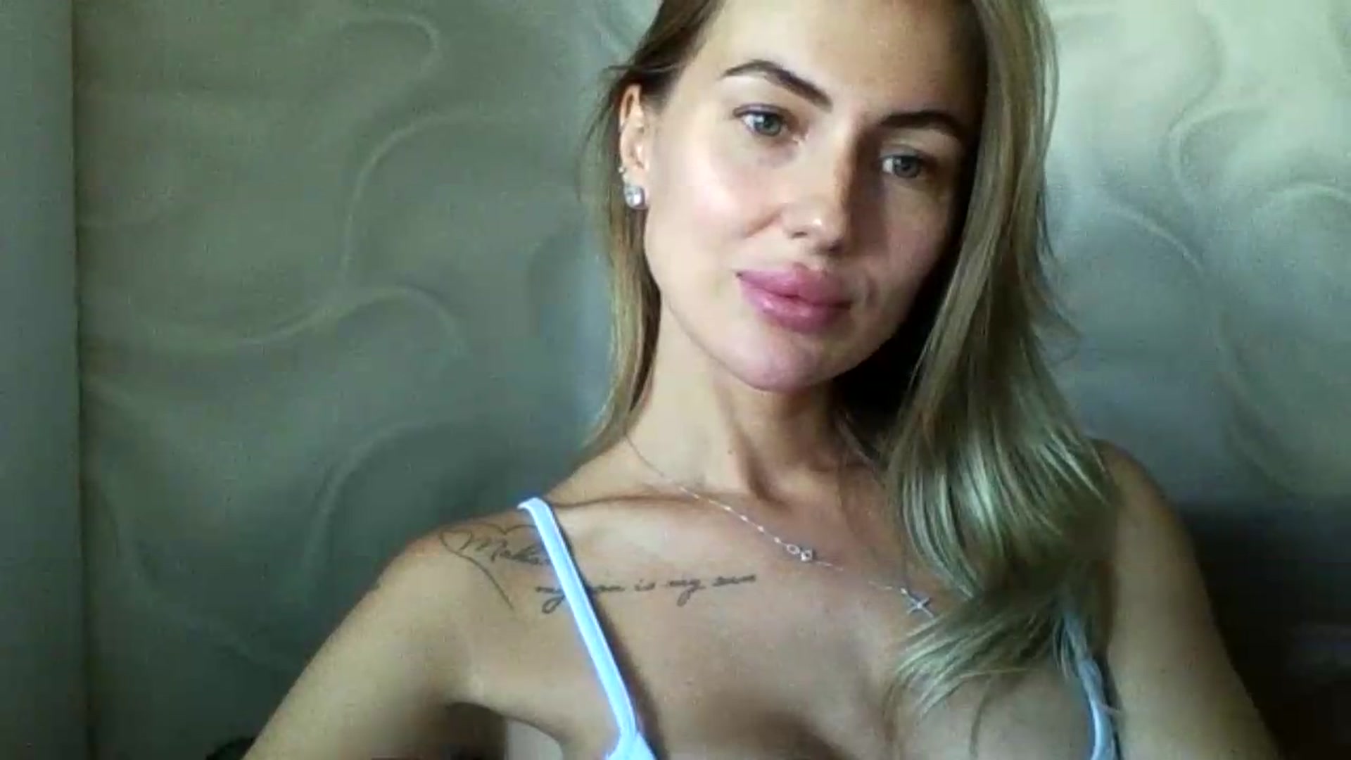 Gallery image thumbnail from NovaDahlia's myfreecams stream on, 09/04/2026, 08:37 image 2 of 20