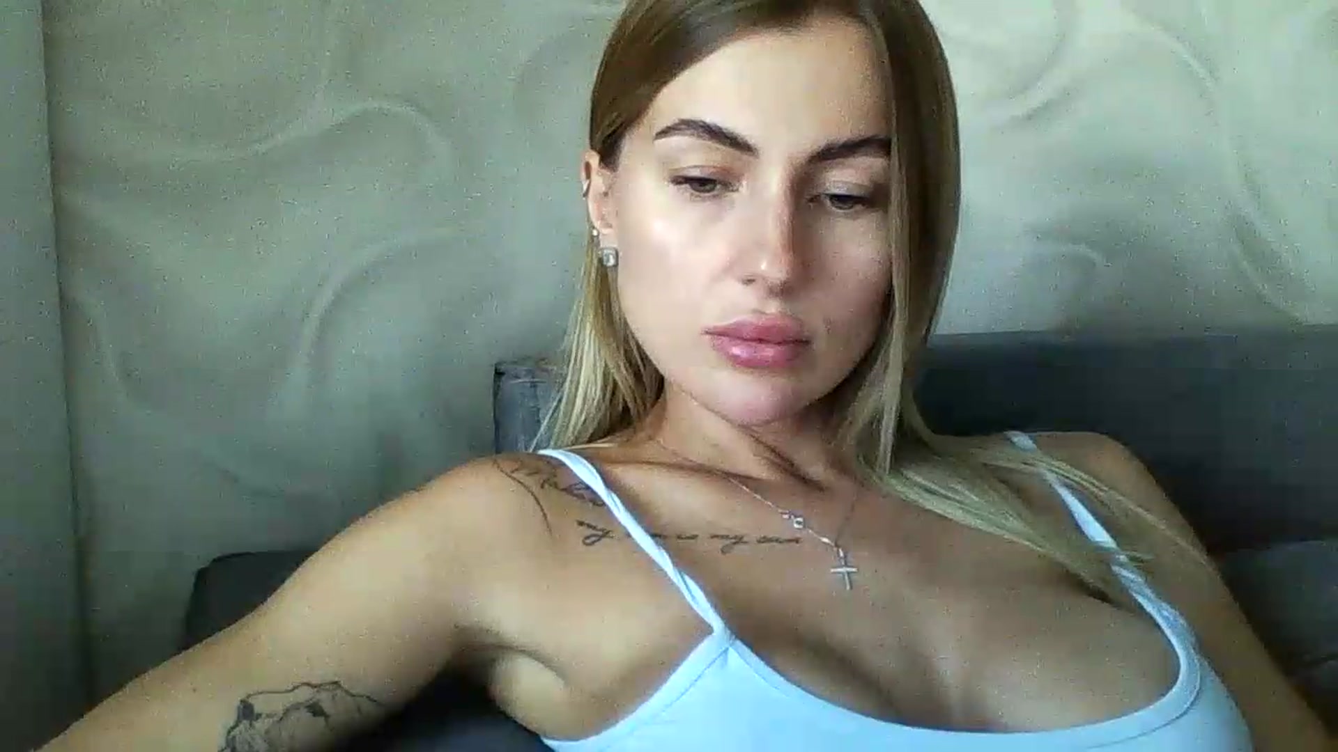 Gallery image thumbnail from NovaDahlia's myfreecams stream on, 09/08/2026, 10:35 image 7 of 20