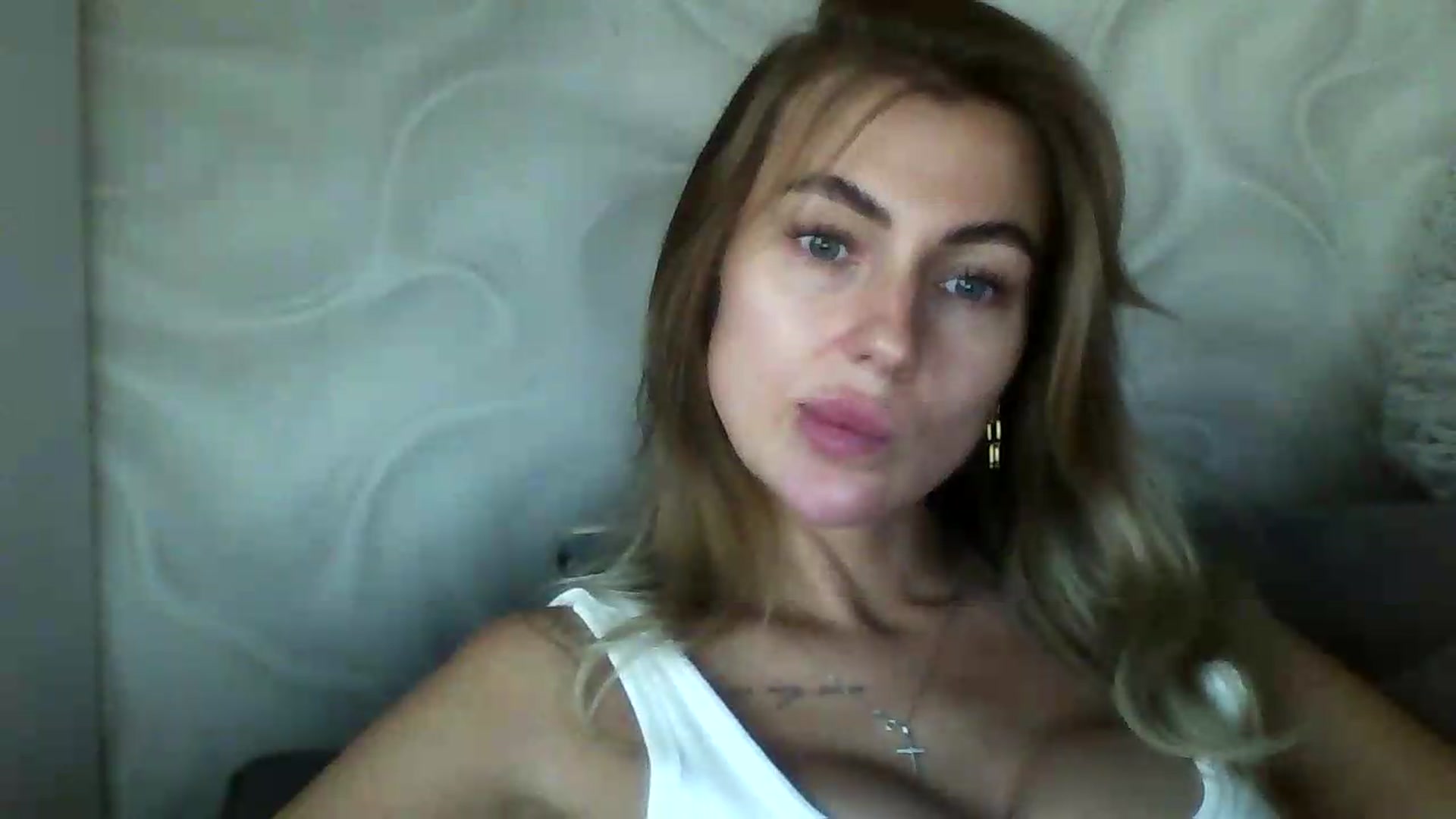 Gallery image thumbnail from NovaDahlia's myfreecams stream on, 09/15/2026, 07:42 image 17 of 20