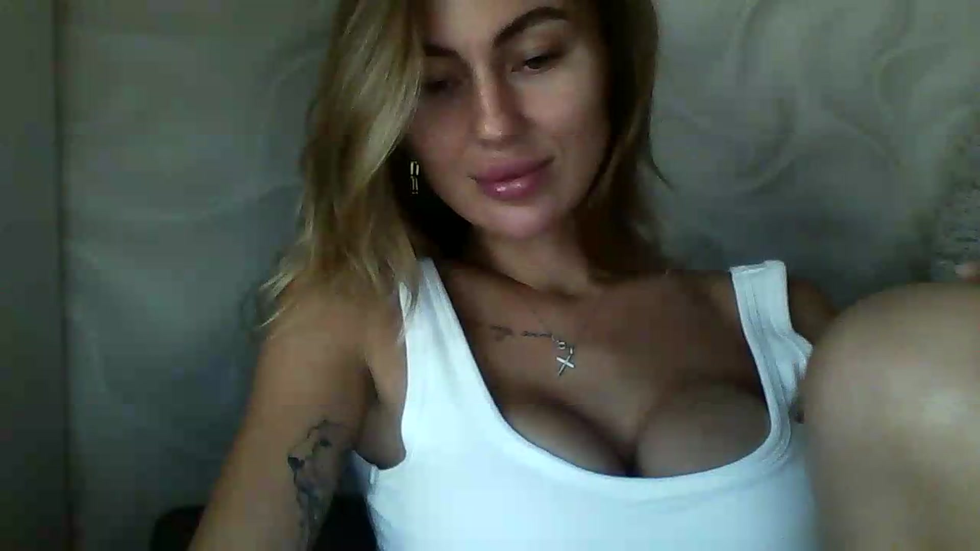 Gallery image thumbnail from NovaDahlia's myfreecams stream on, 09/15/2026, 07:42 image 19 of 20