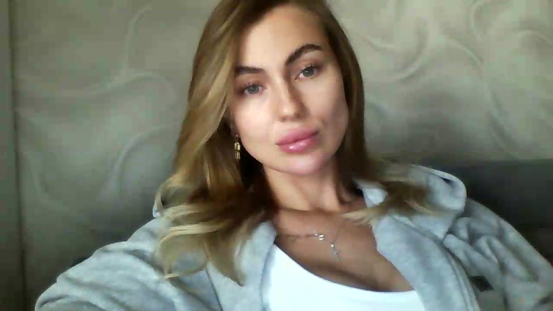 Gallery image thumbnail from NovaDahlia's myfreecams stream on, 09/15/2026, 09:17 image 18 of 20