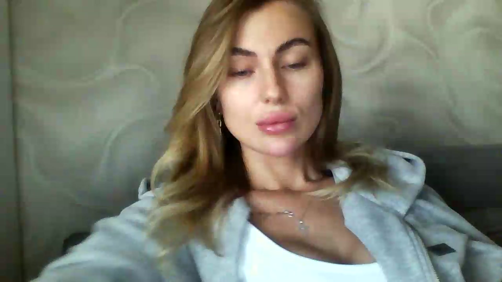 Gallery image thumbnail from NovaDahlia's myfreecams stream on, 09/15/2026, 09:17 image 17 of 20