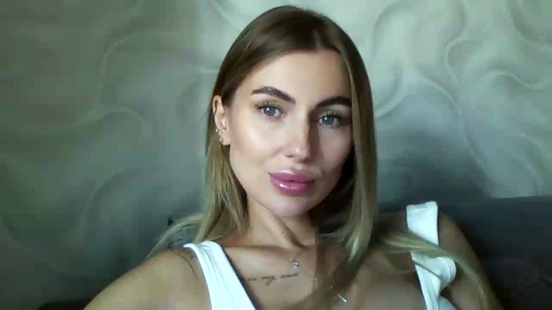 Gallery image thumbnail from NovaDahlia's myfreecams stream on, 09/16/2026, 11:03 image 9 of 20