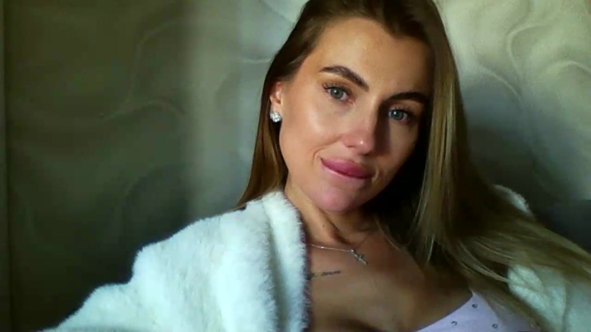 Gallery image thumbnail from NovaDahlia's myfreecams stream on, 09/17/2026, 10:59 image 13 of 20