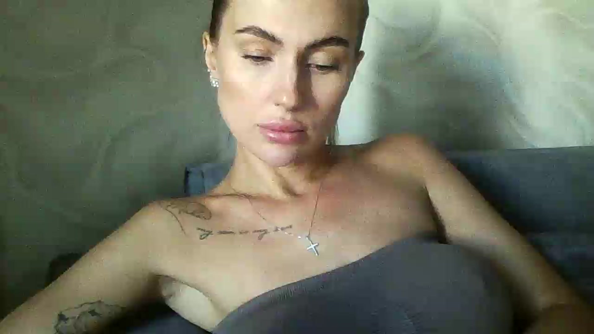 Gallery image thumbnail from NovaDahlia's myfreecams stream on, 09/18/2026, 08:10 image 1 of 20