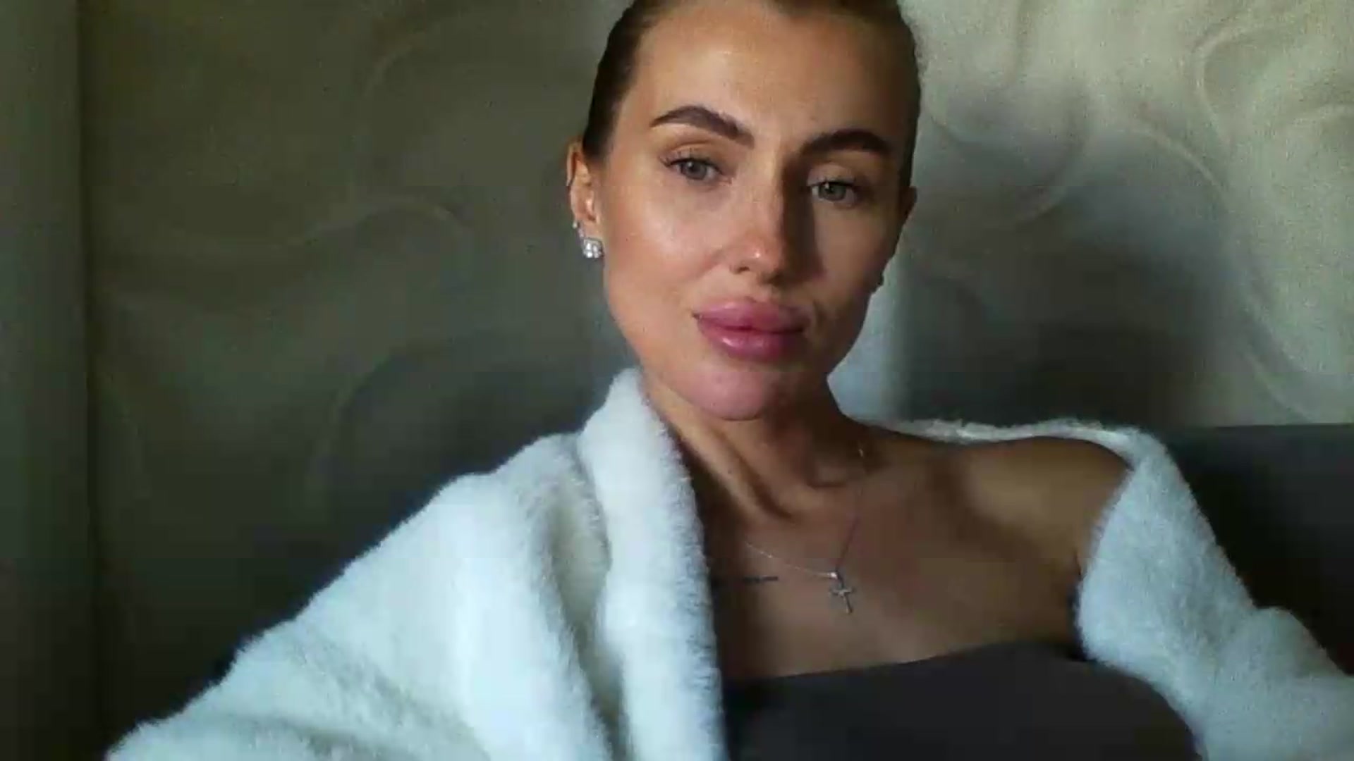 Gallery image thumbnail from NovaDahlia's myfreecams stream on, 09/18/2026, 08:46 image 2 of 20