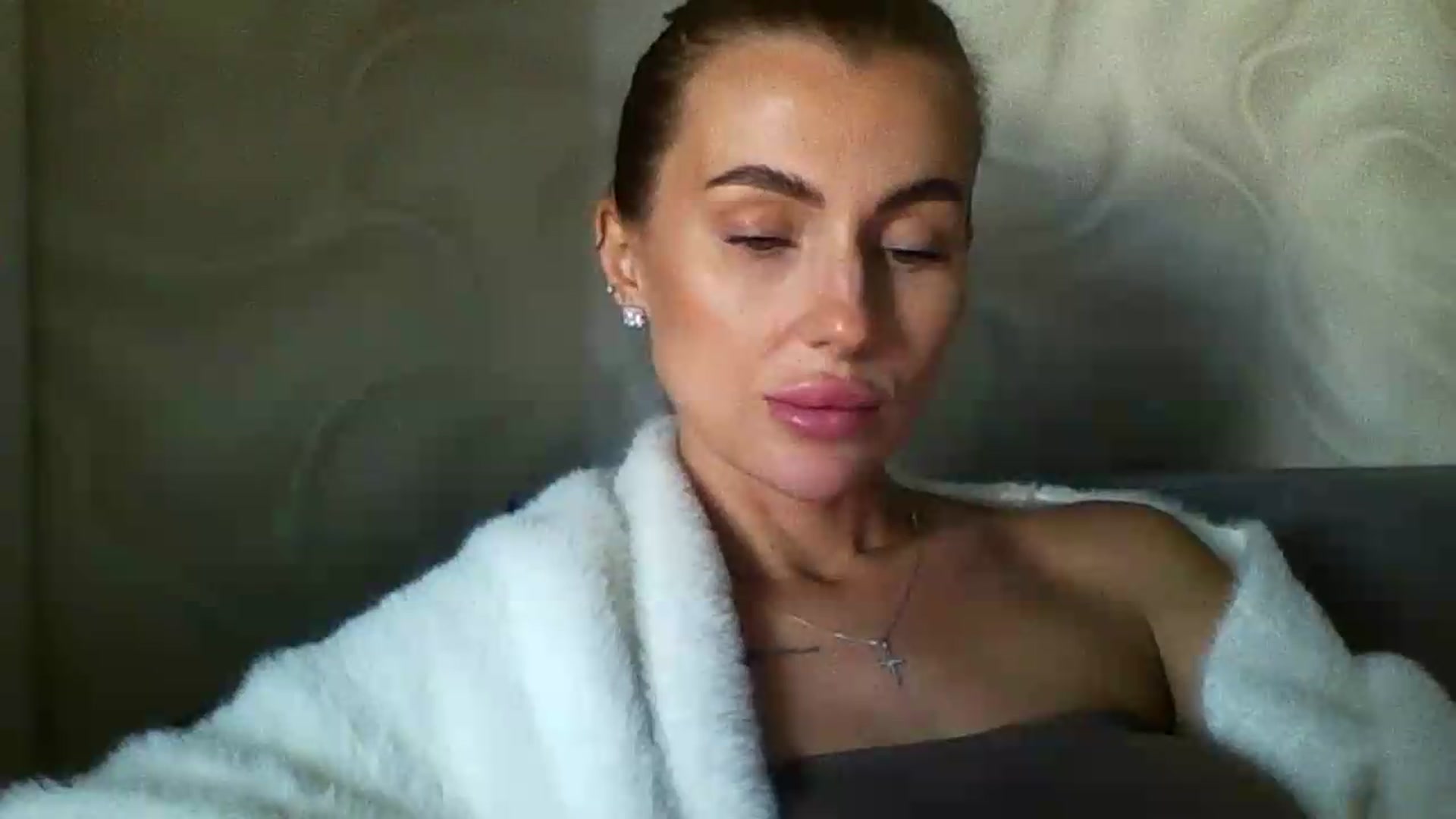 Gallery image thumbnail from NovaDahlia's myfreecams stream on, 09/18/2026, 08:46 image 16 of 20