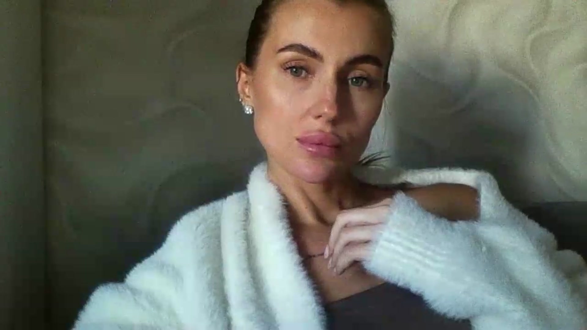 Gallery image thumbnail from NovaDahlia's myfreecams stream on, 09/18/2026, 09:59 image 19 of 20