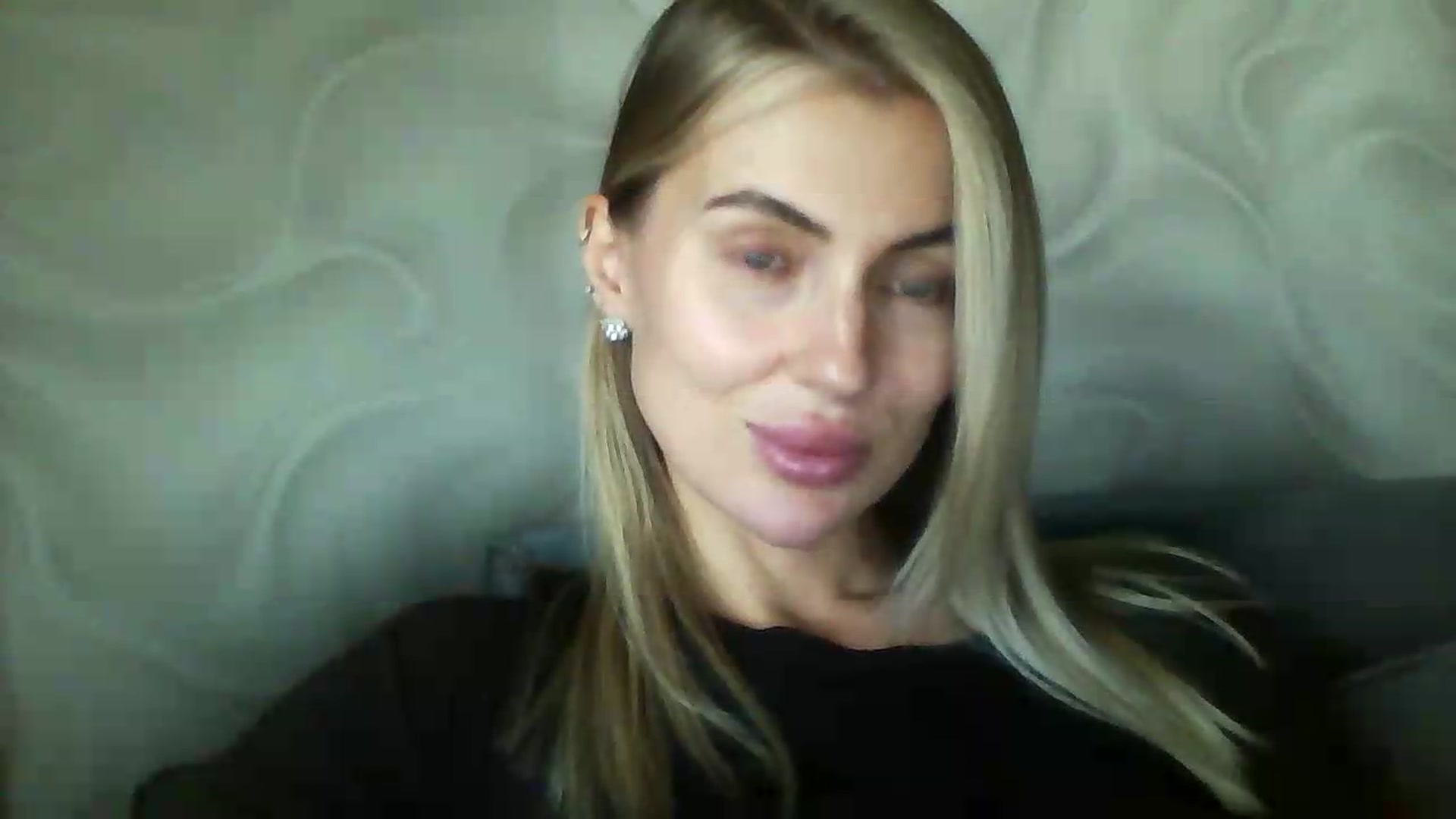 Gallery image thumbnail from NovaDahlia's myfreecams stream on, 09/23/2026, 10:14 image 15 of 20