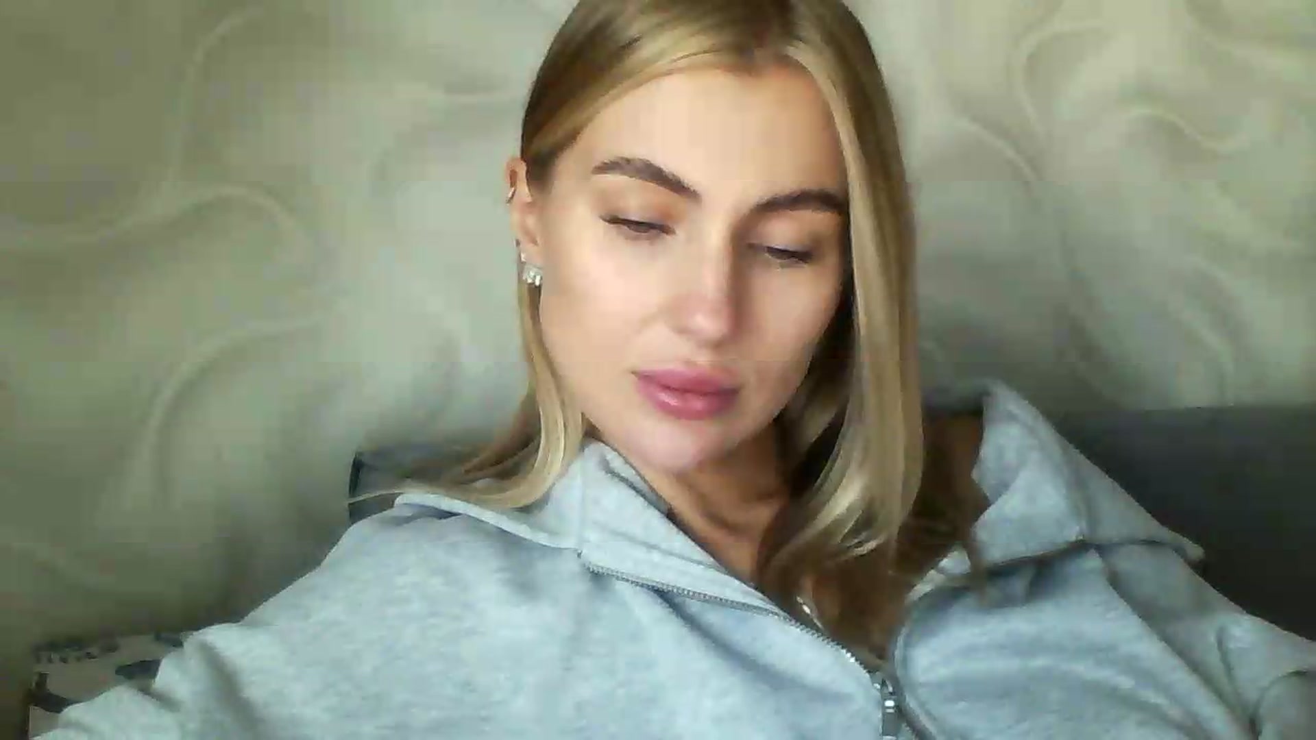 Gallery image thumbnail from NovaDahlia's myfreecams stream on, 09/25/2026, 10:58 image 3 of 20