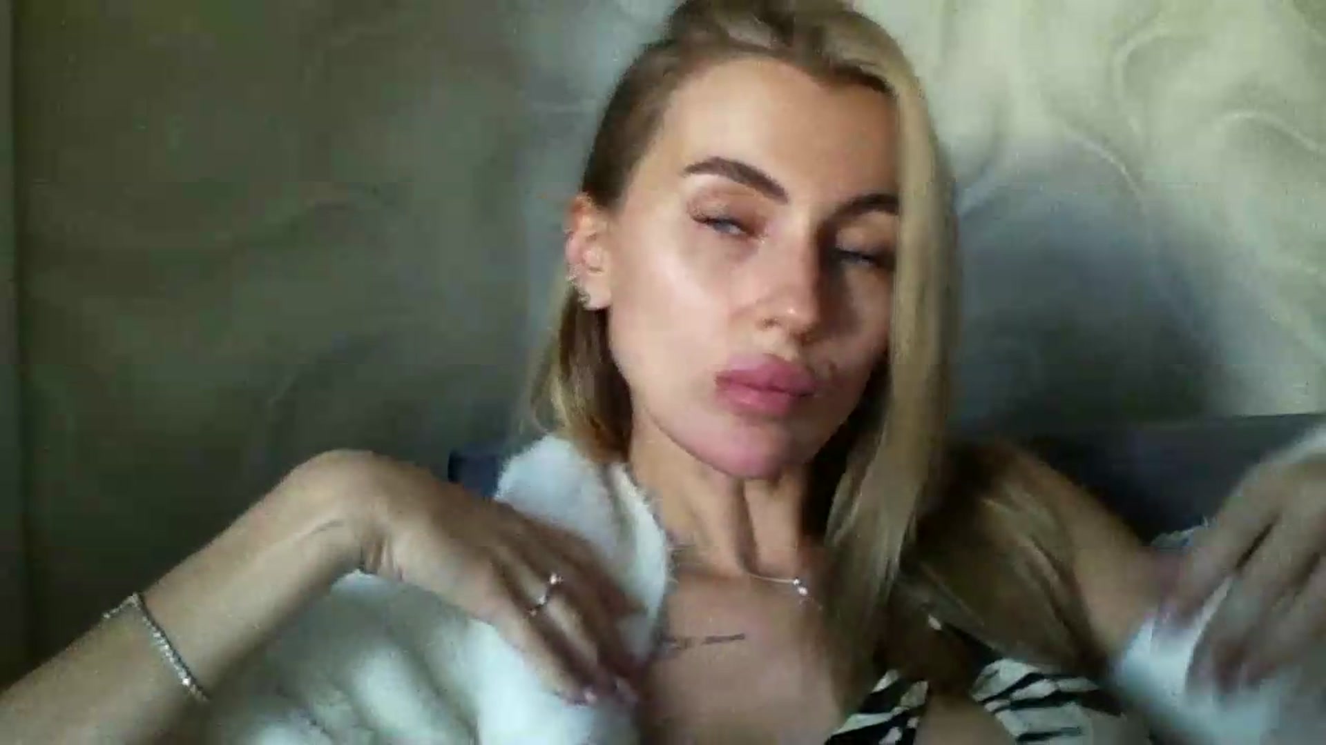 Gallery image thumbnail from NovaDahlia's myfreecams stream on, 09/29/2026, 09:21 image 12 of 20