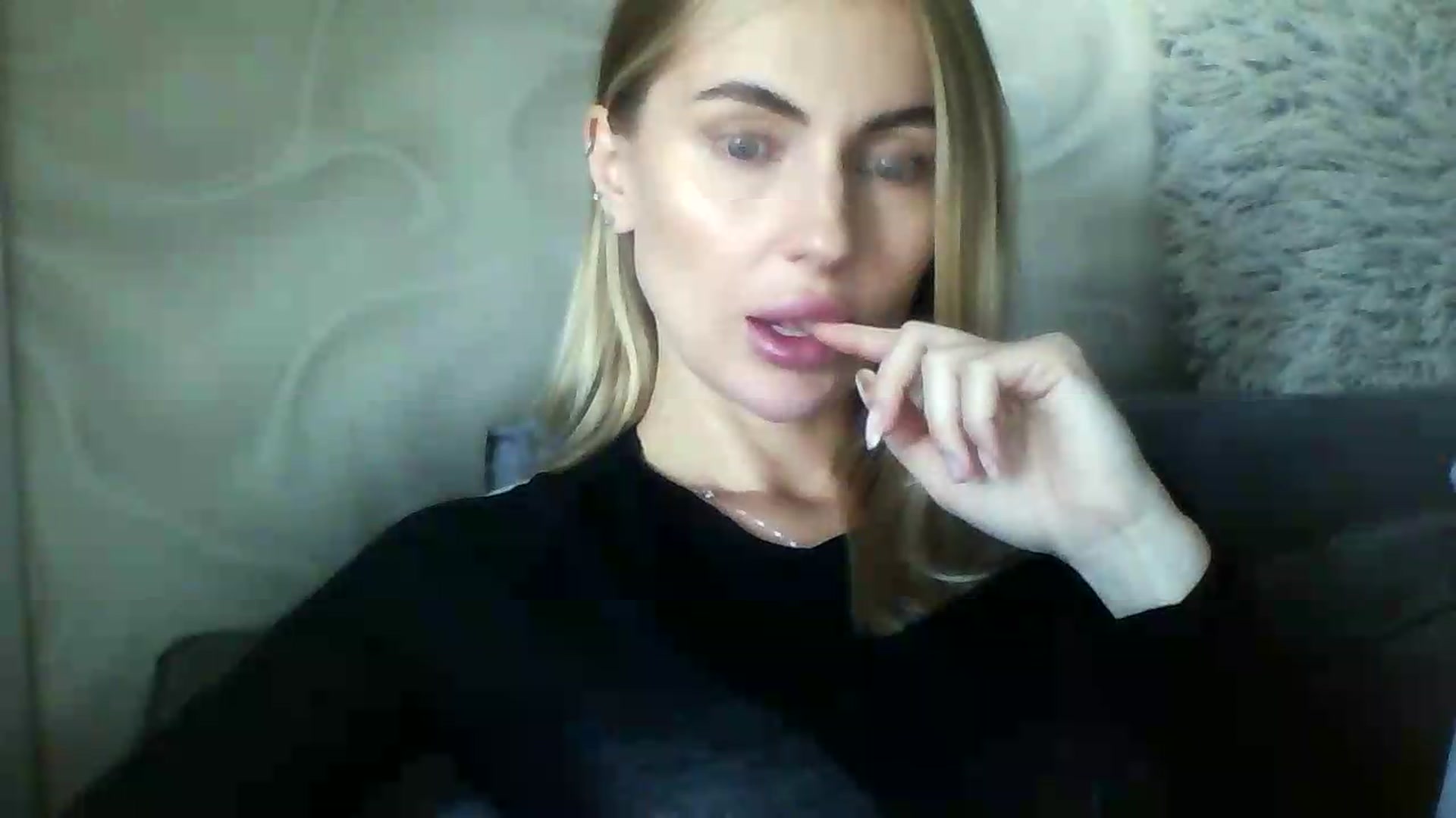 Gallery image thumbnail from NovaDahlia's myfreecams stream on, 10/01/2026, 09:28 image 14 of 20