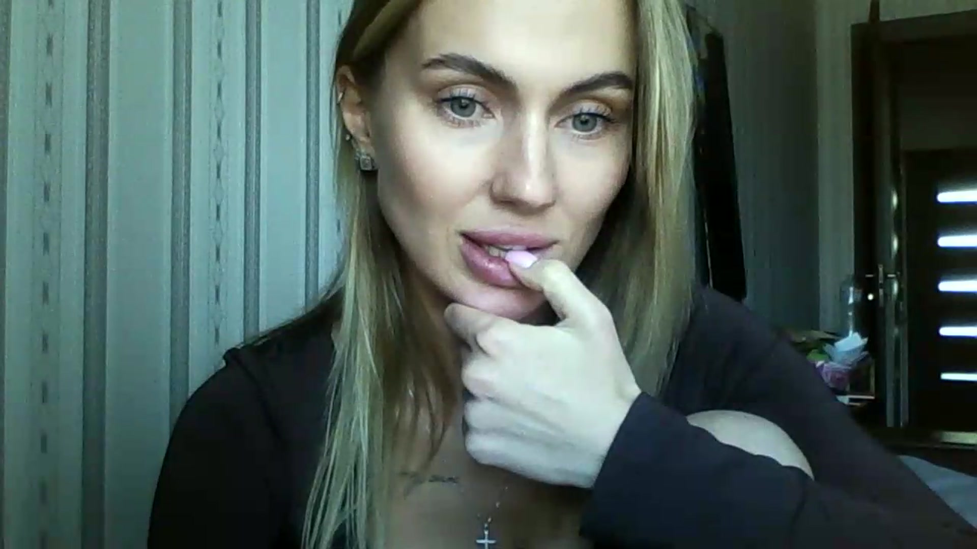 Gallery image thumbnail from NovaDahlia's myfreecams stream on, 10/06/2026, 11:31 image 13 of 20