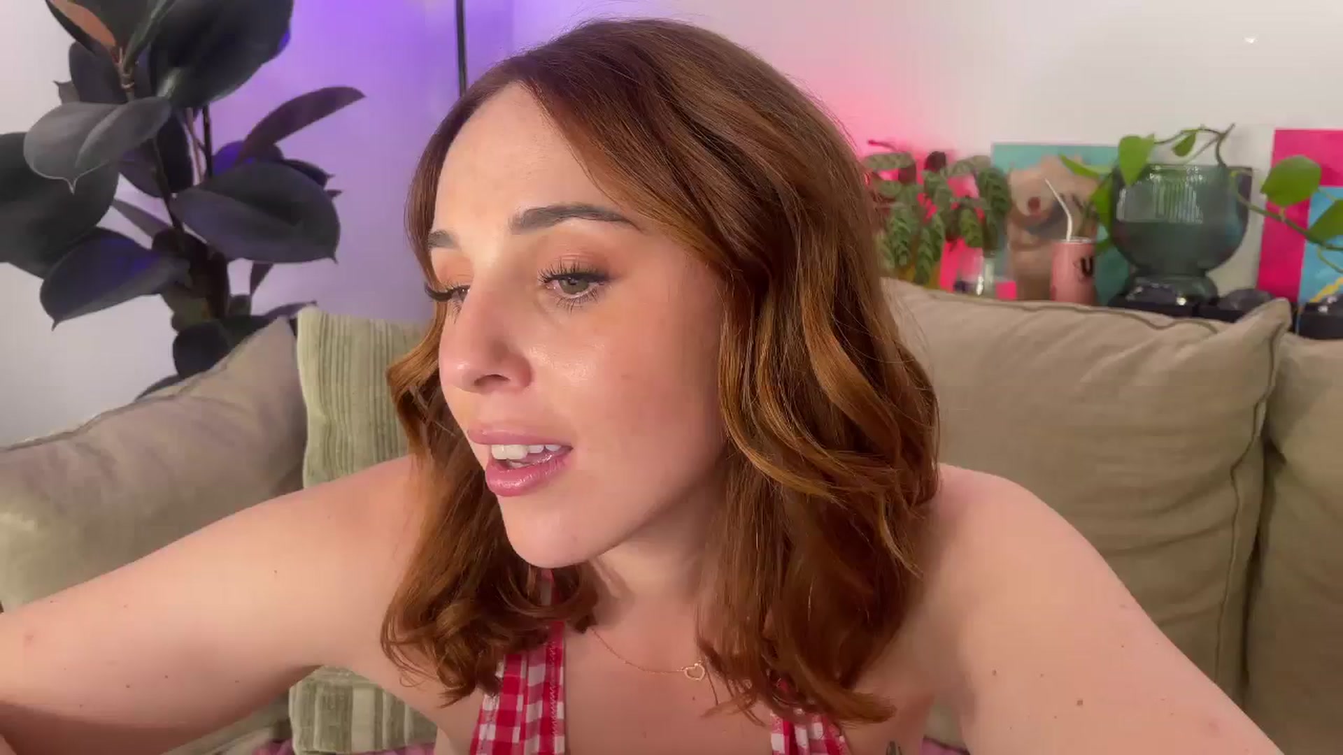 Gallery image thumbnail from NovaHawthorne's myfreecams stream on, 11/03/2024, 10:01 image 9 of 20