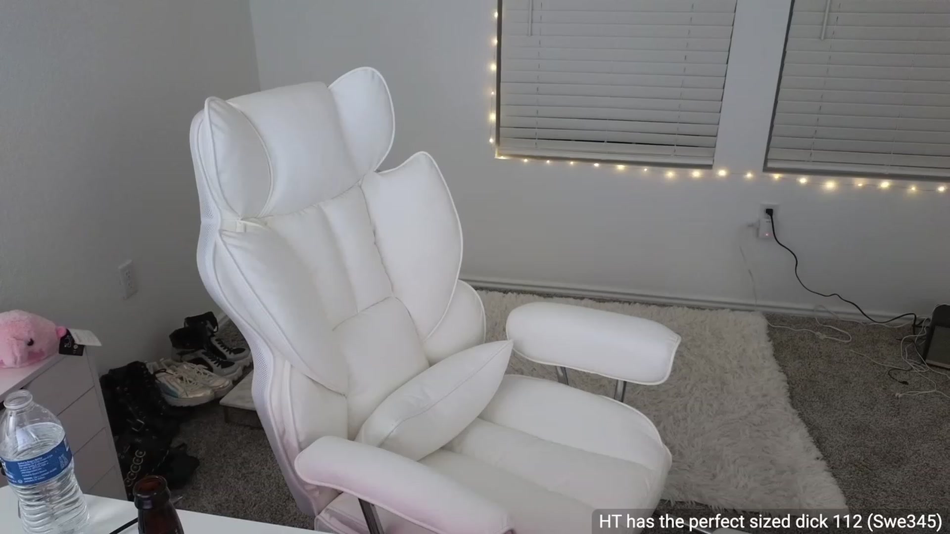 Gallery image thumbnail from NovaMiller's myfreecams stream on, 12/12/2022, 03:33 image 20 of 20