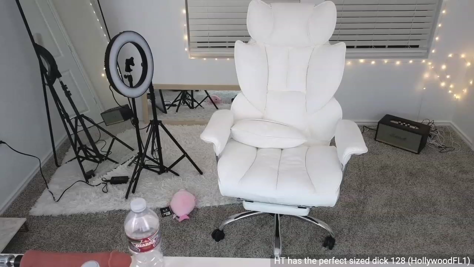 Gallery image thumbnail from NovaMiller's myfreecams stream on, 02/02/2023, 04:04 image 20 of 20