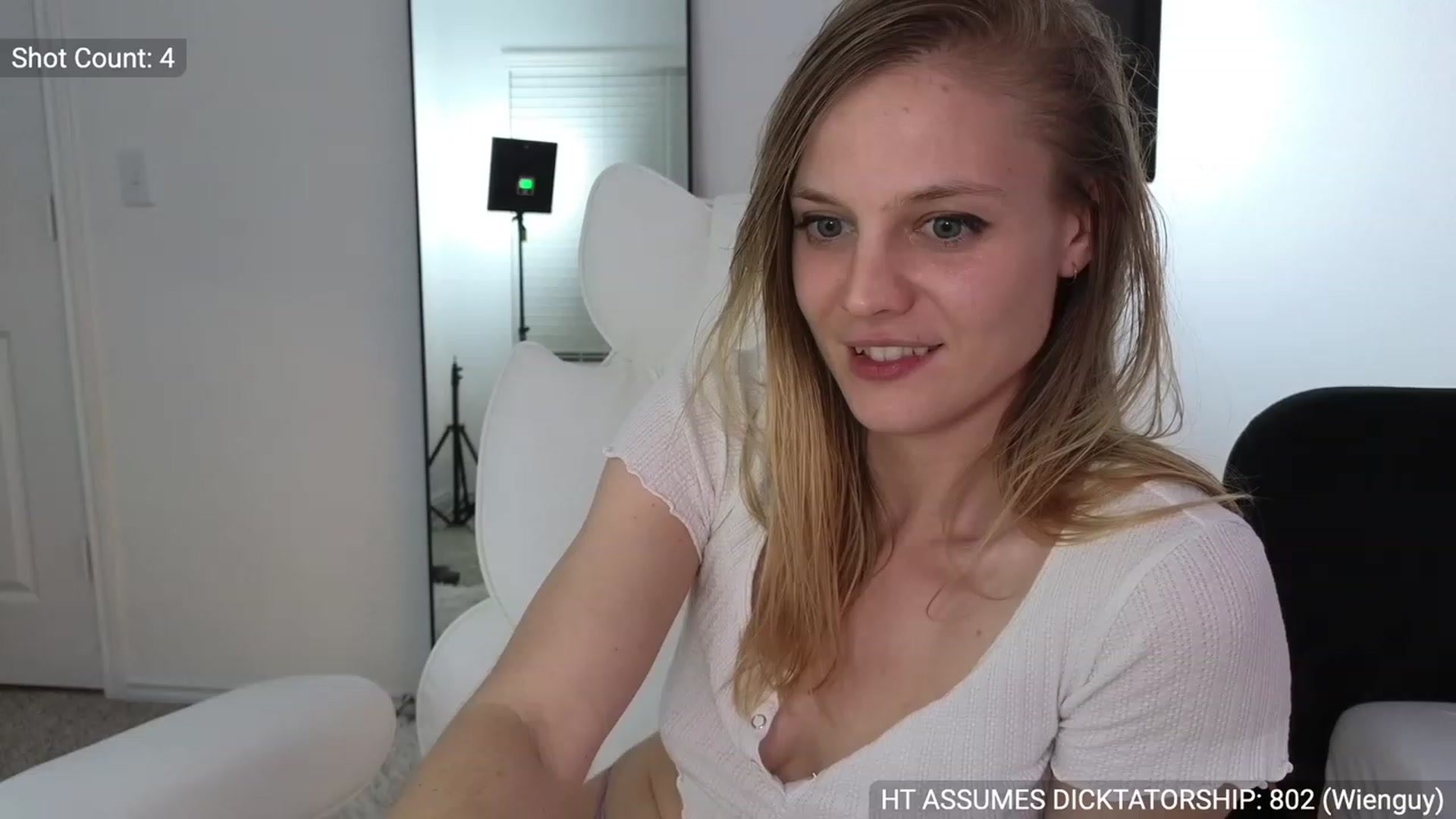 Gallery image thumbnail from NovaMiller's myfreecams stream on, 03/14/2023, 03:35 image 16 of 20