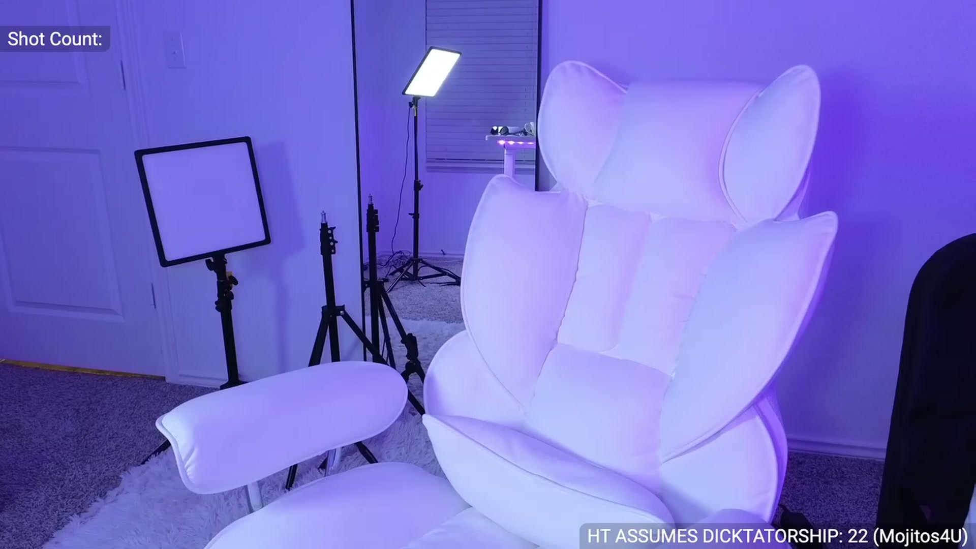 Gallery image thumbnail from NovaMiller's myfreecams stream on, 03/18/2023, 04:45 image 12 of 20