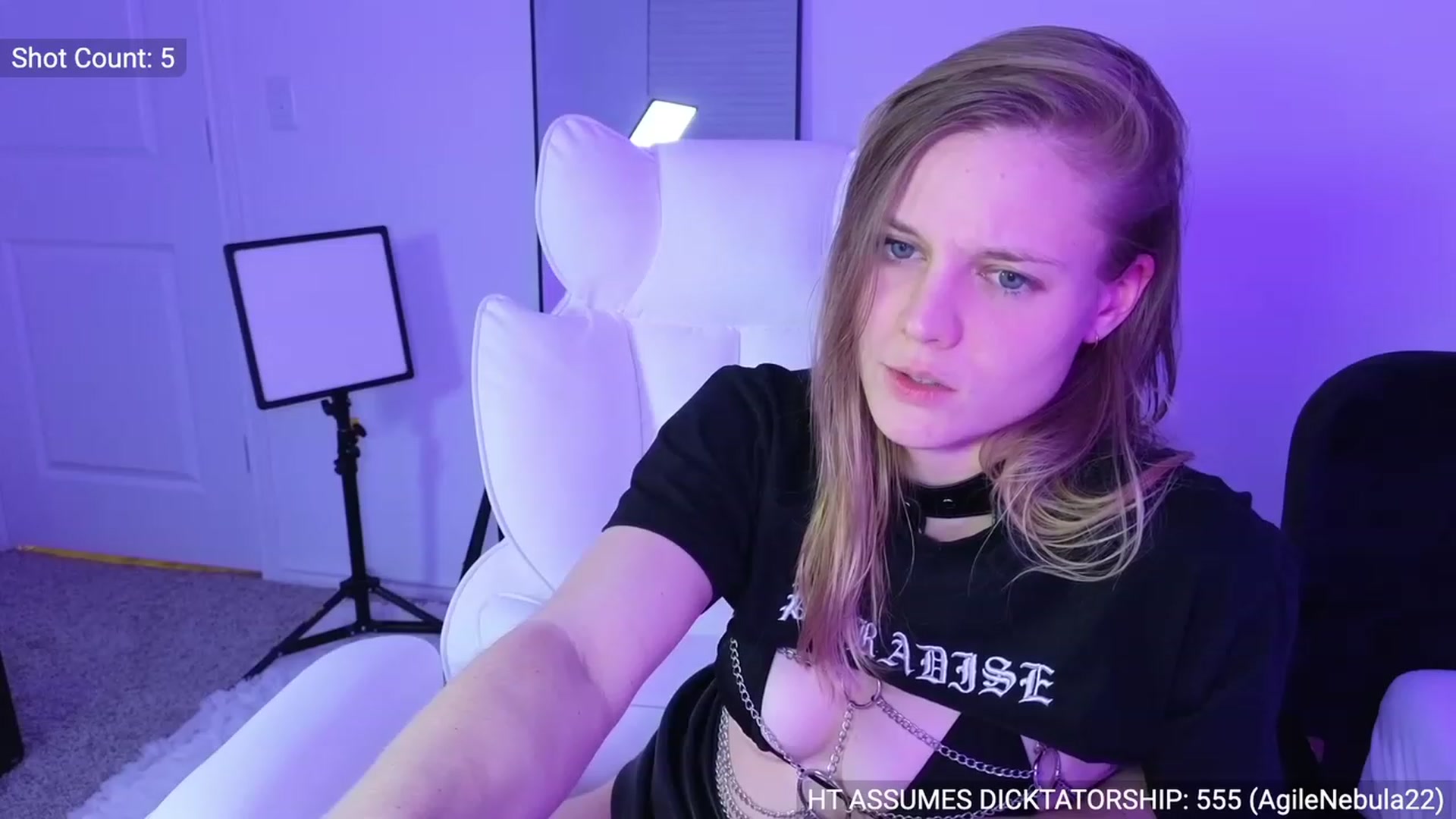 Gallery image thumbnail from NovaMiller's myfreecams stream on, 03/18/2023, 08:48 image 7 of 20
